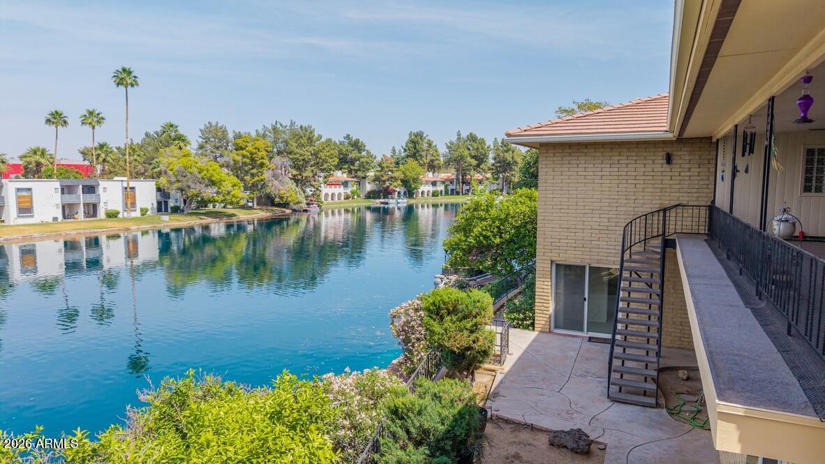 1017 E SANDPIPER Drive