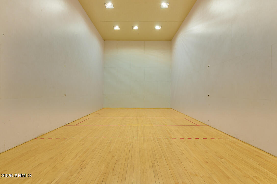 1017 E SANDPIPER Drive