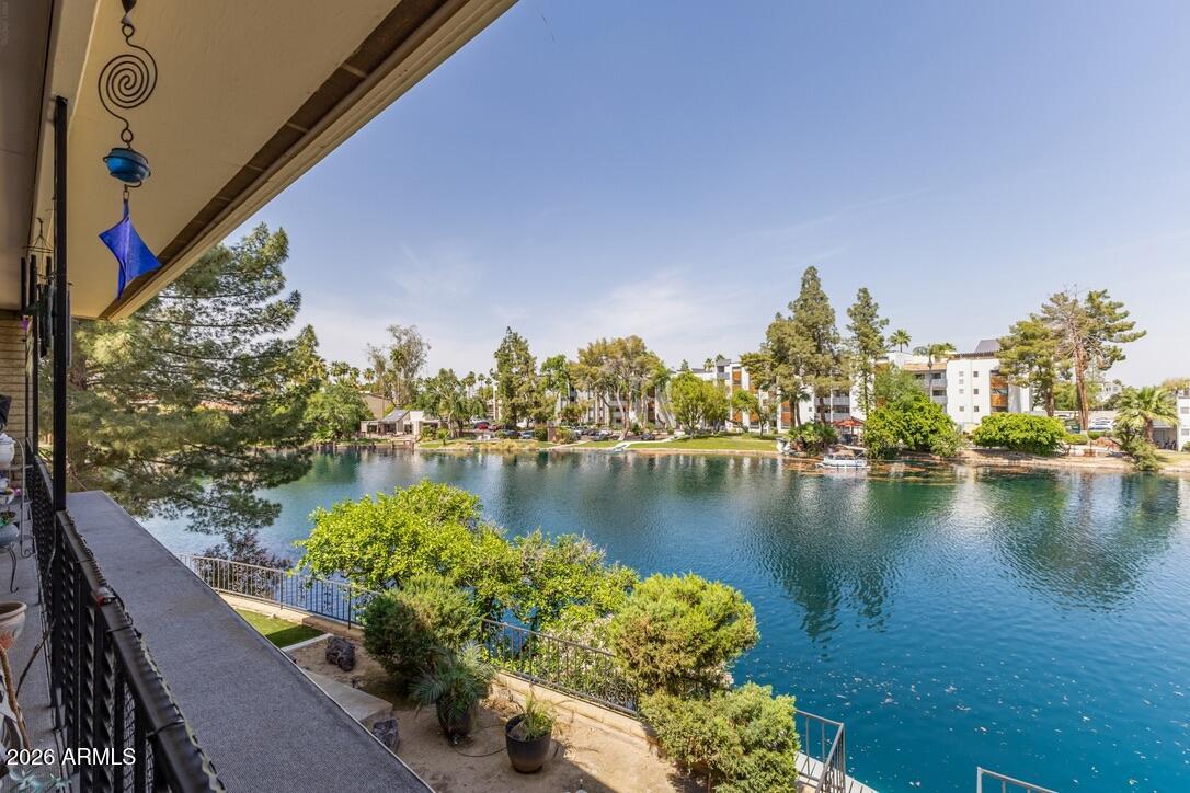 1017 E SANDPIPER Drive