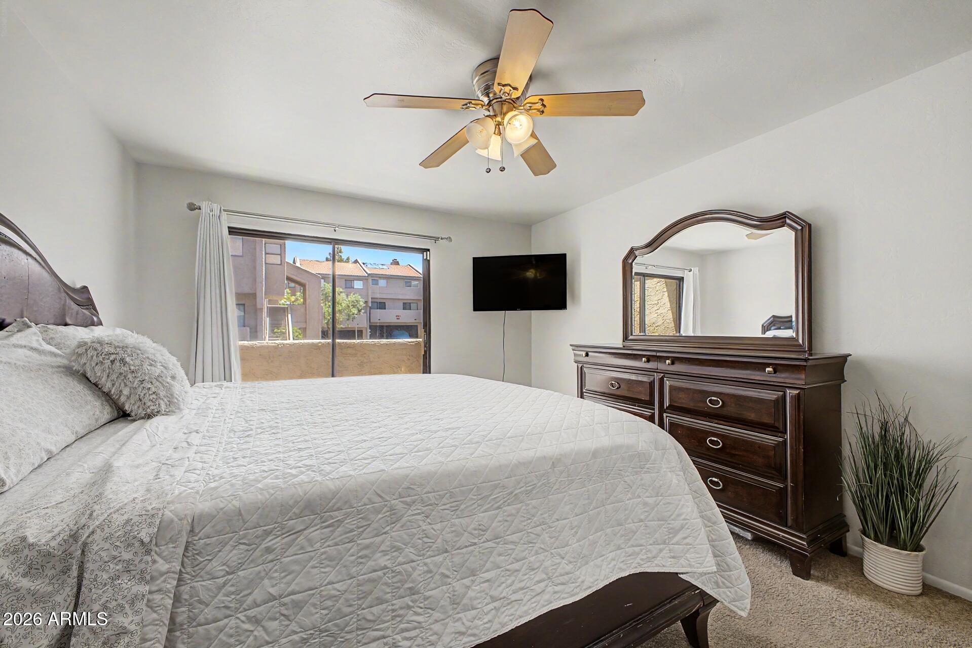 1205 E NORTHSHORE Drive 121