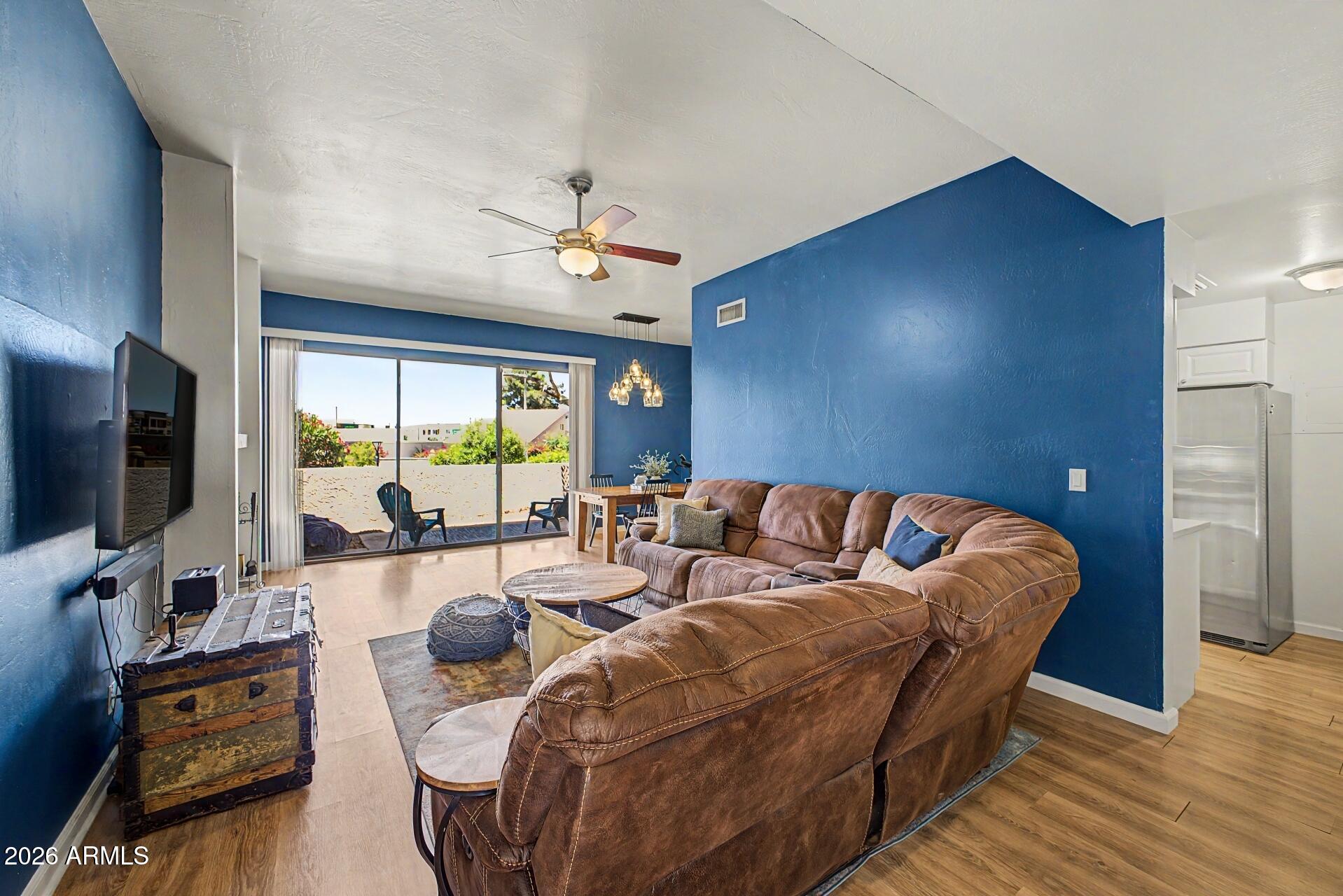 1205 E NORTHSHORE Drive 121