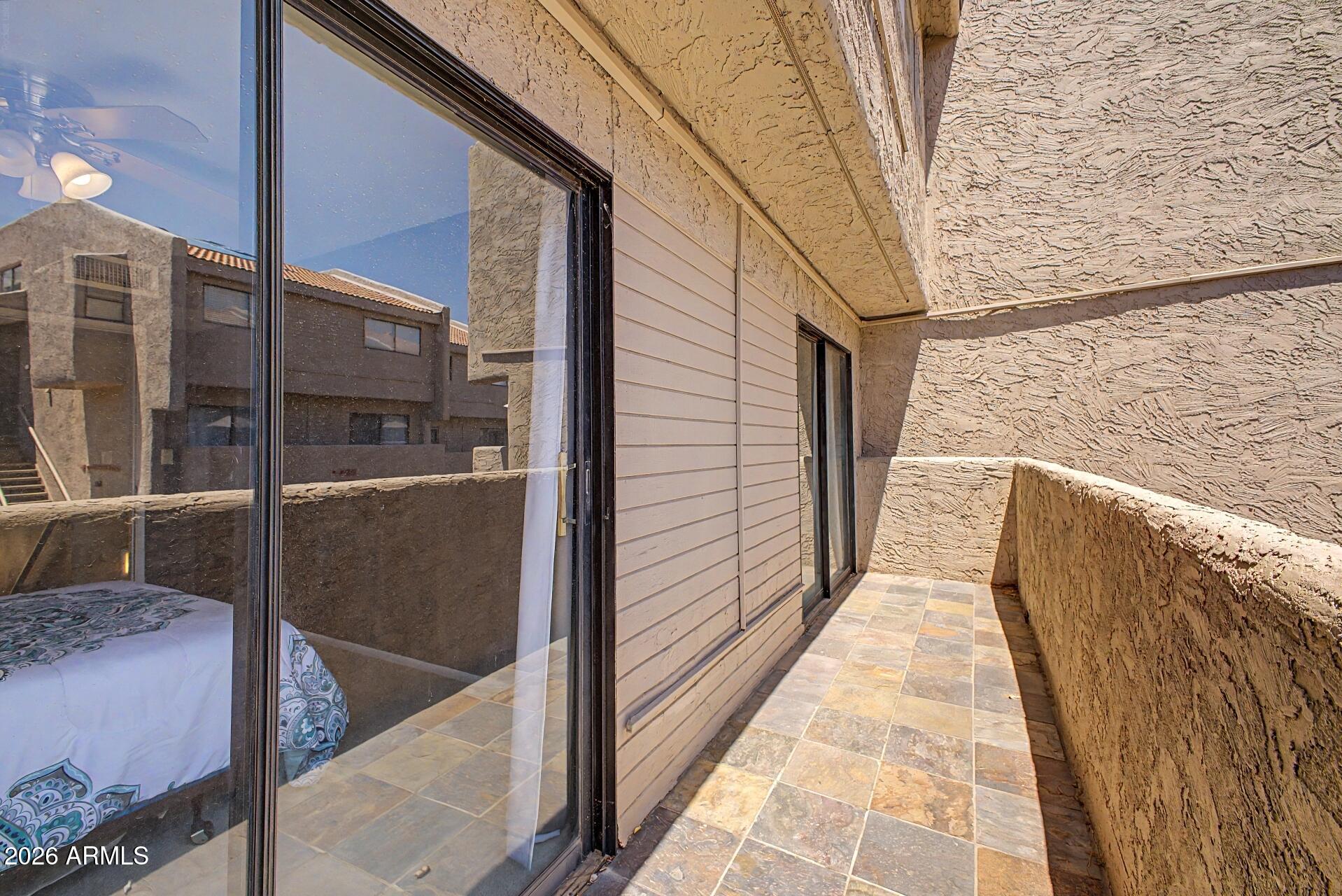 1205 E NORTHSHORE Drive 121