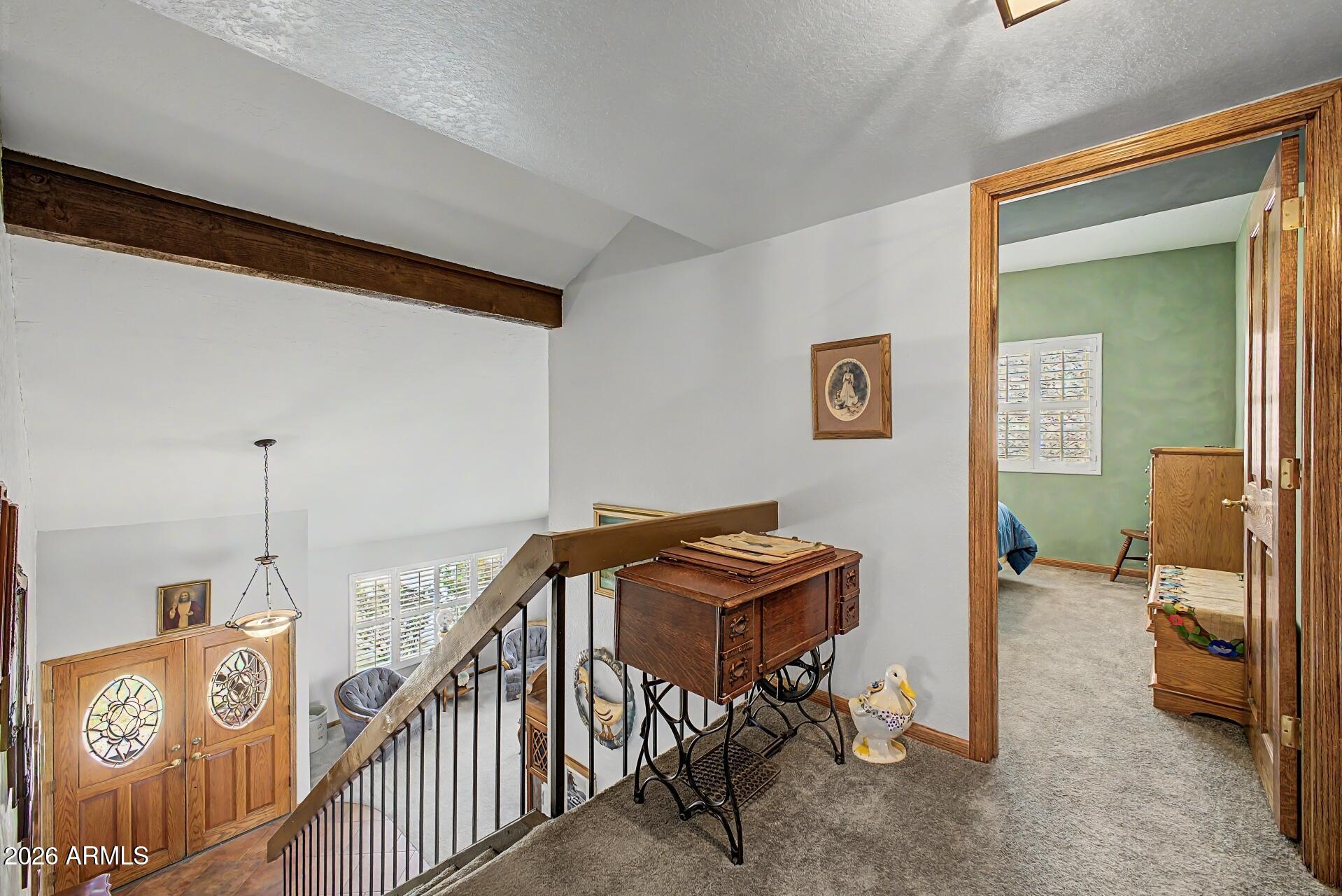 1539 E WESTWIND Way