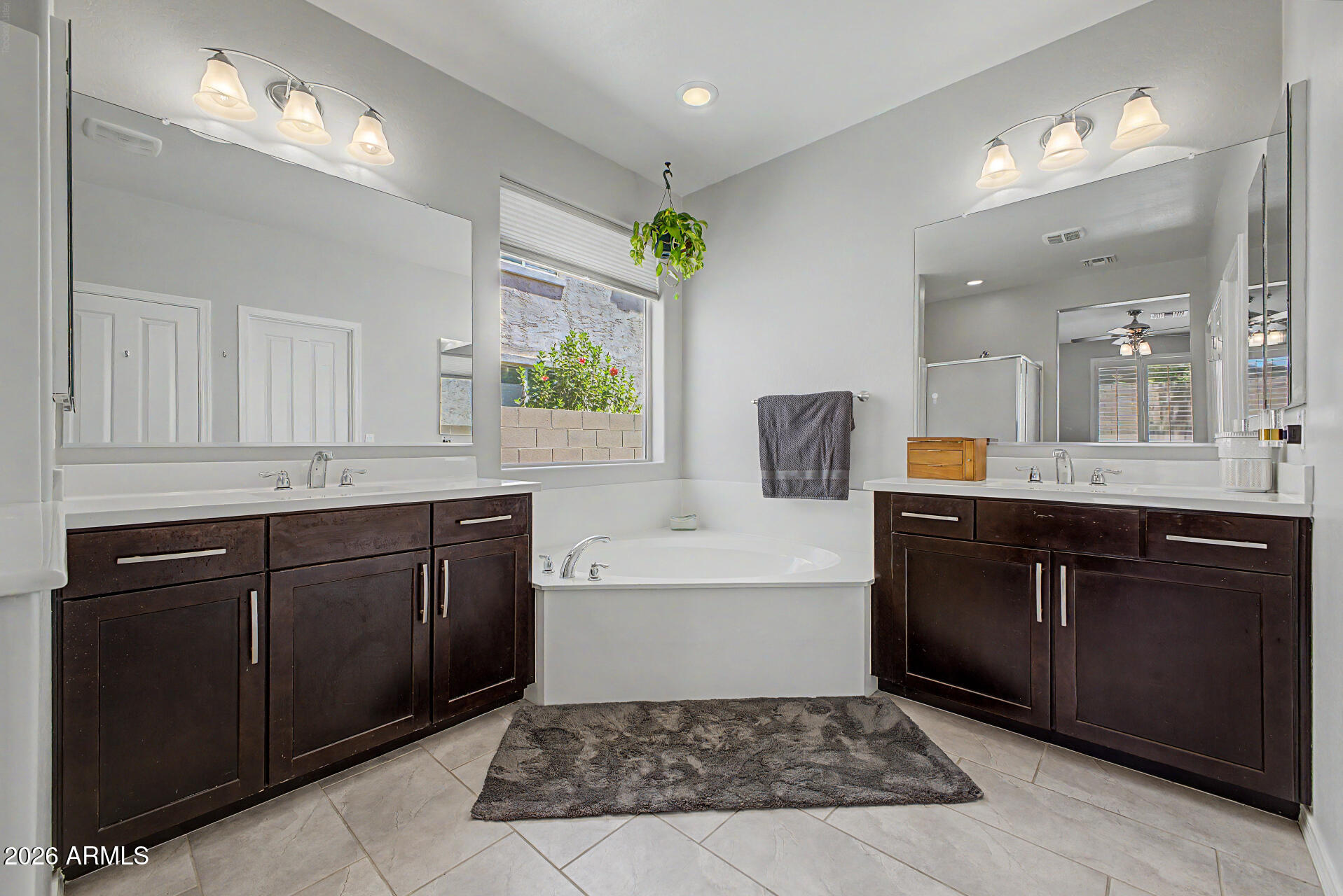 3770 W ARACELY Drive