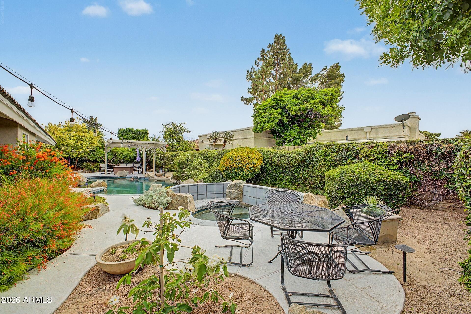 955 E EVENINGSTAR Lane