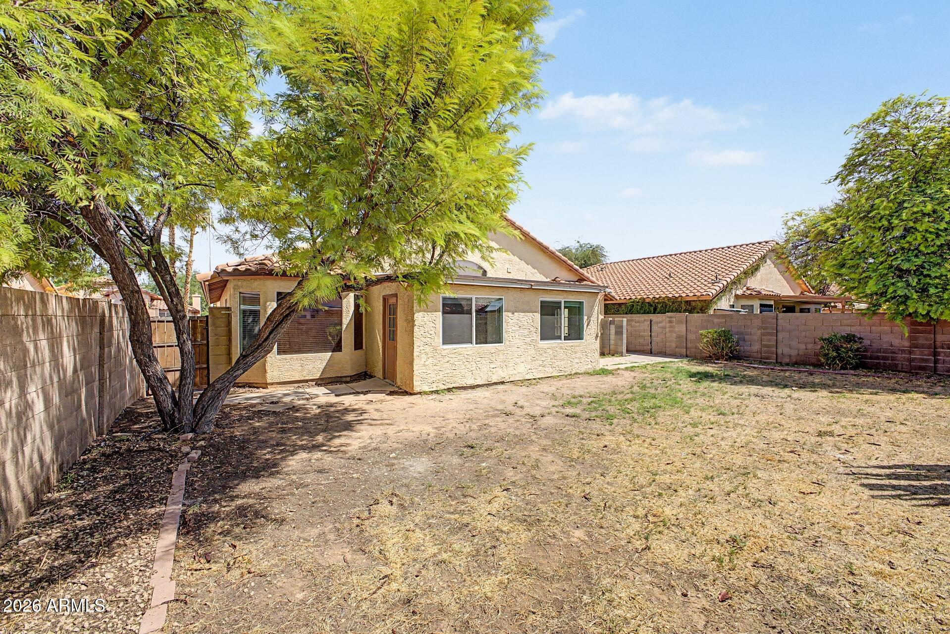 5963 W MERCURY Way