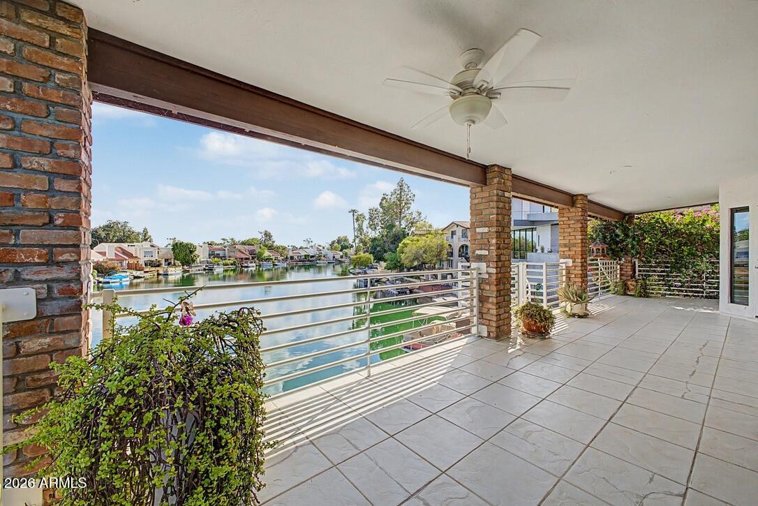 1071 E SANDPIPER Drive