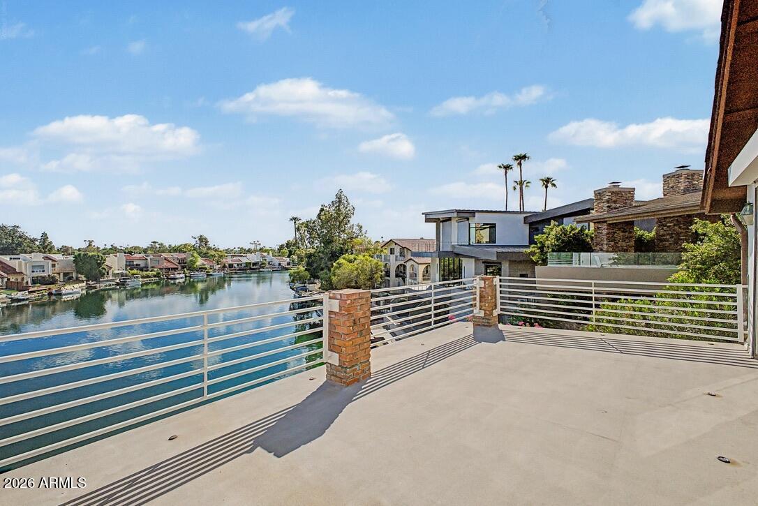 1071 E SANDPIPER Drive