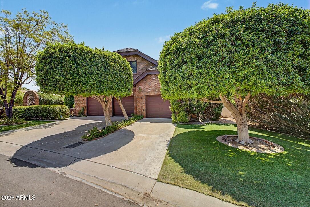 1071 E SANDPIPER Drive
