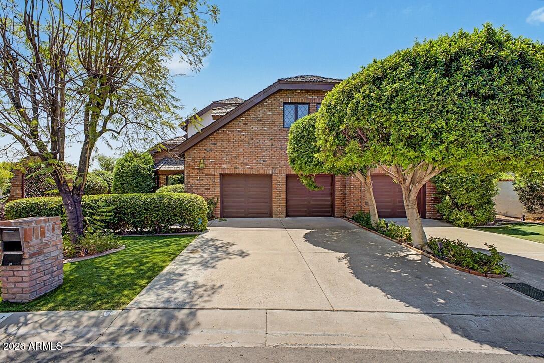 1071 E SANDPIPER Drive