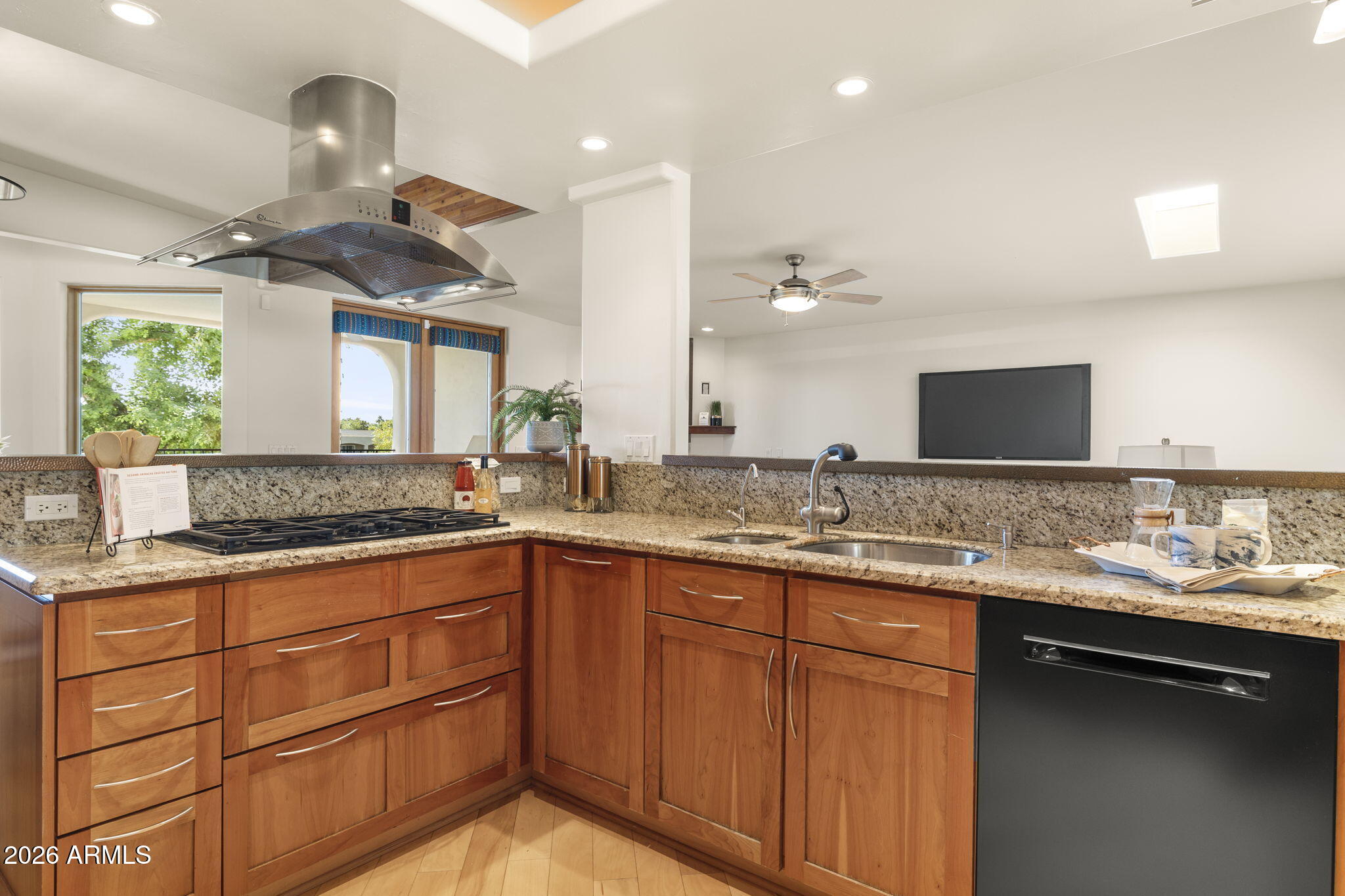 1053 E SANDPIPER Drive