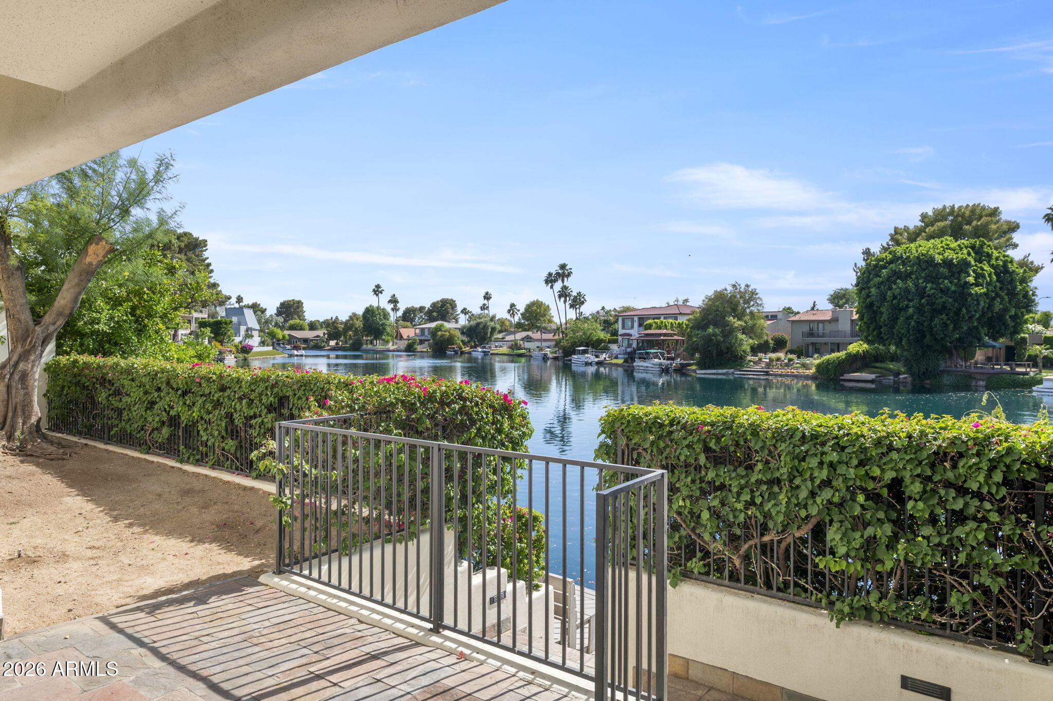 1053 E SANDPIPER Drive