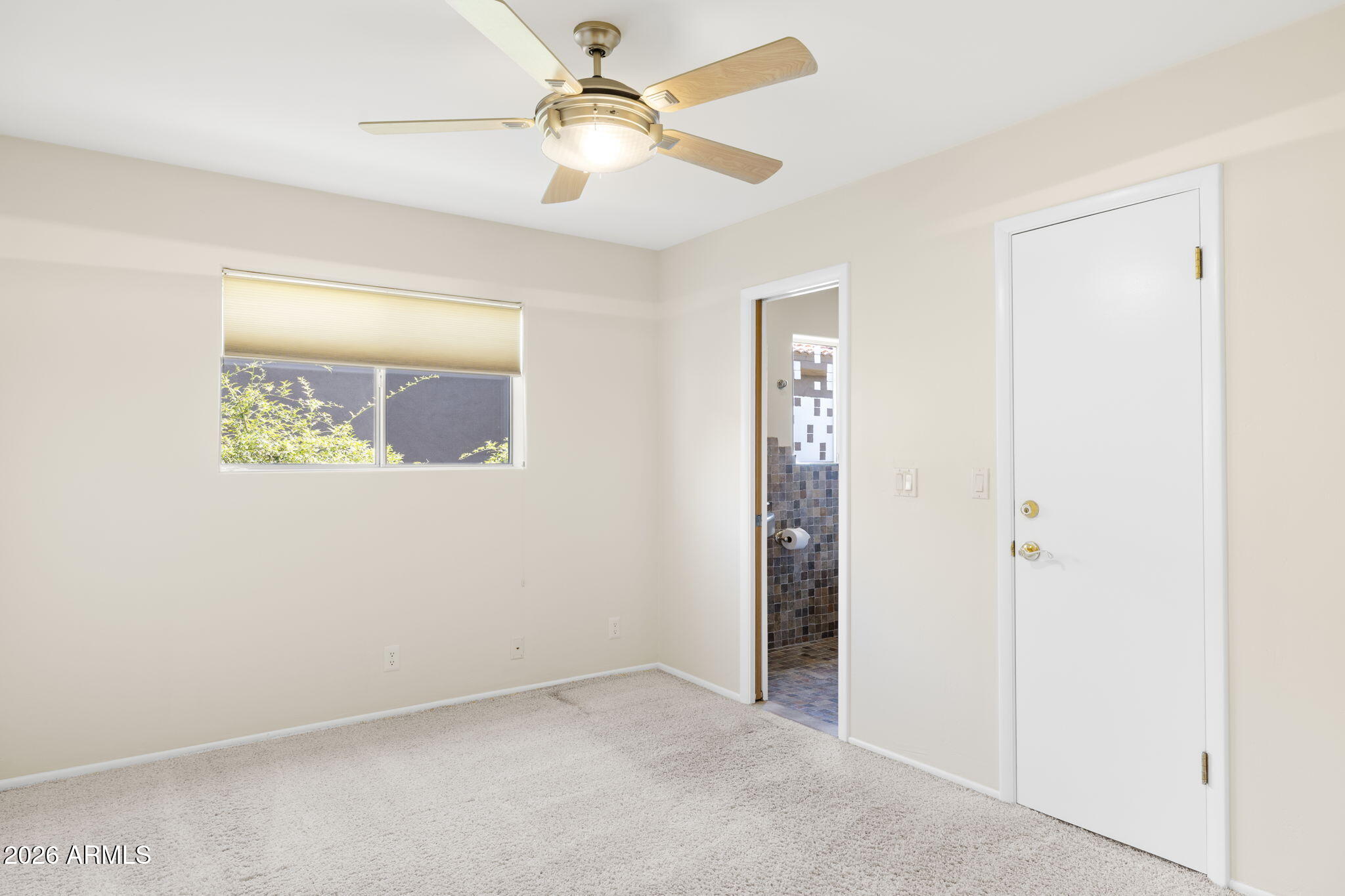 1053 E SANDPIPER Drive