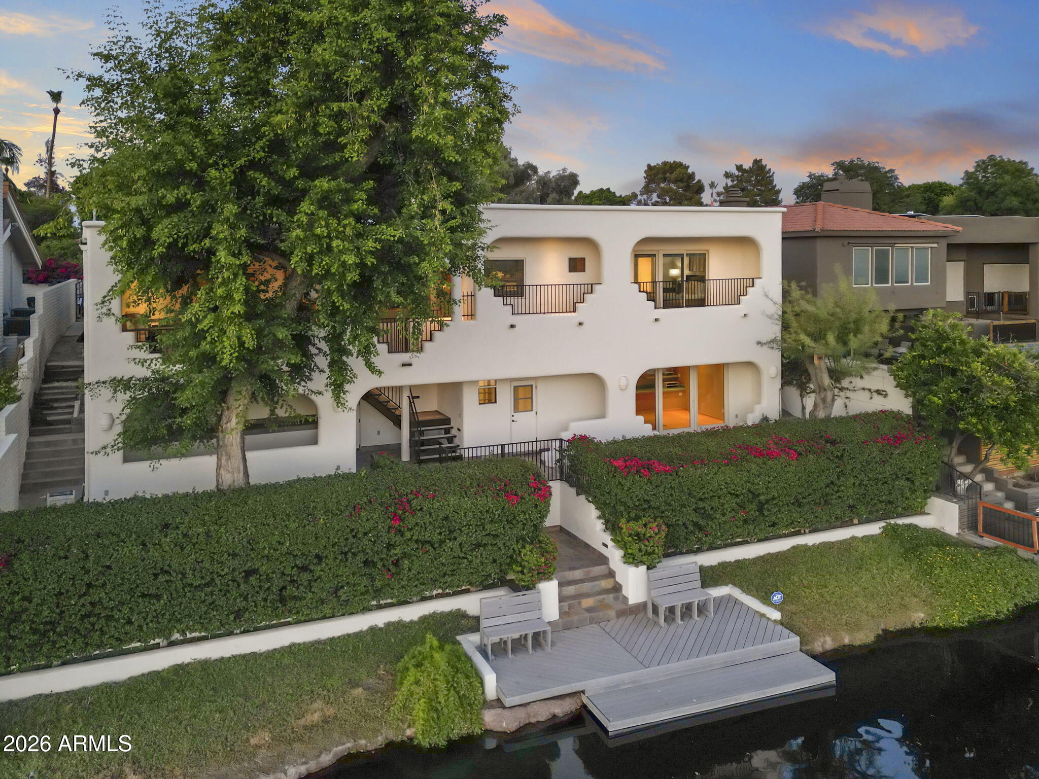 1053 E SANDPIPER Drive