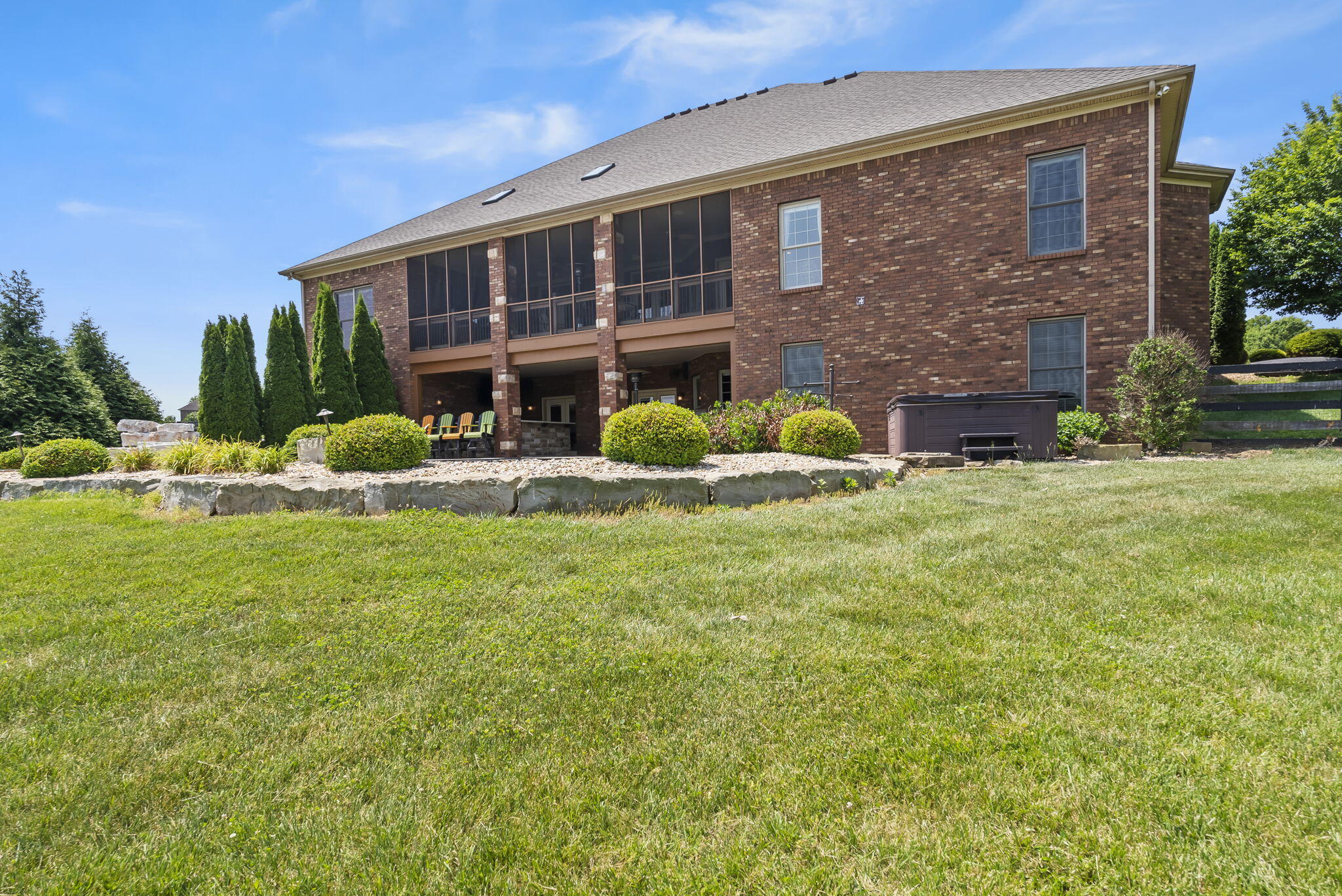 127 King Fisher Way
