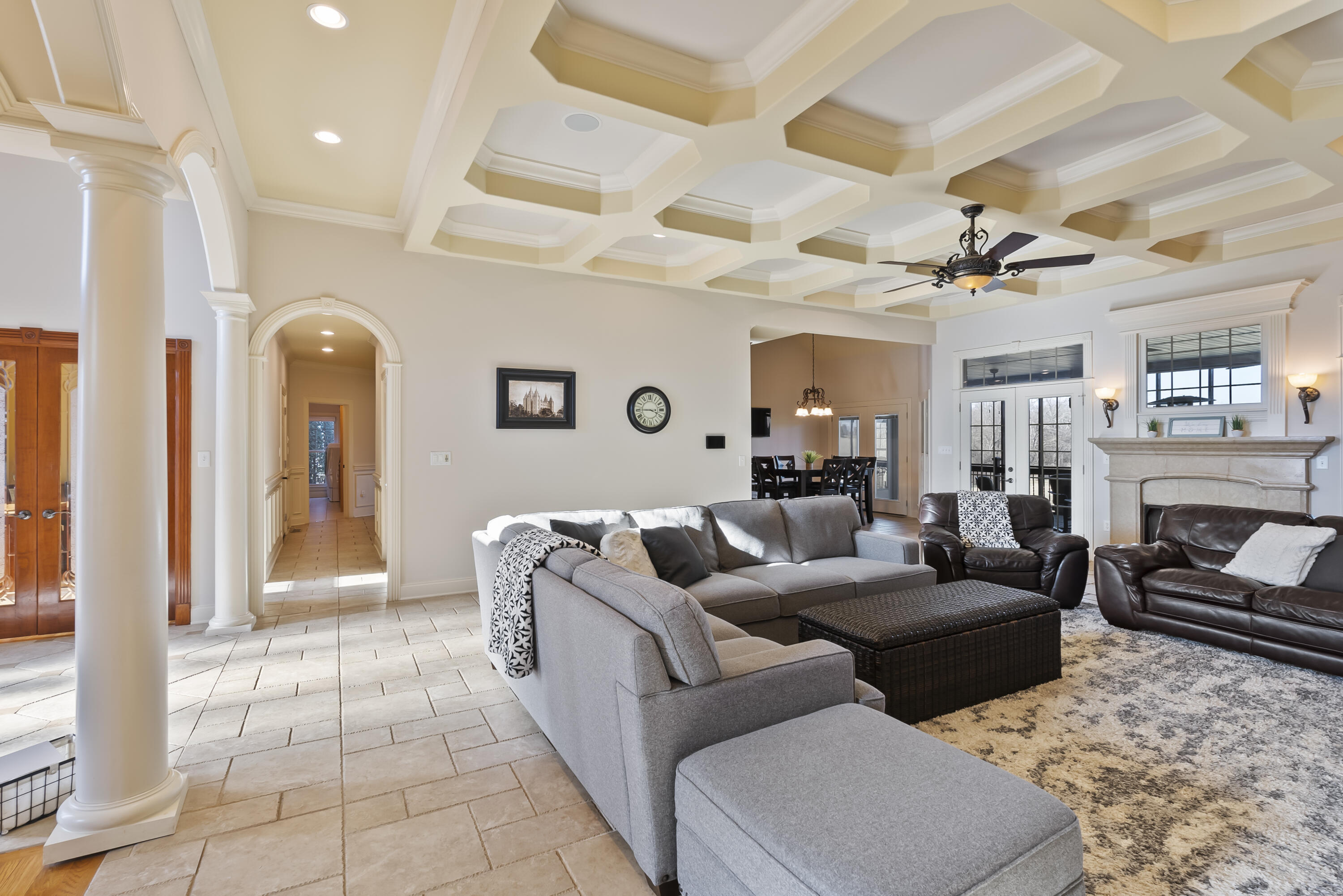 127 King Fisher Way
