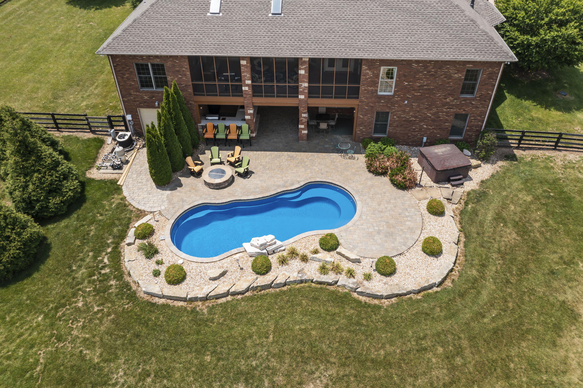 127 King Fisher Way