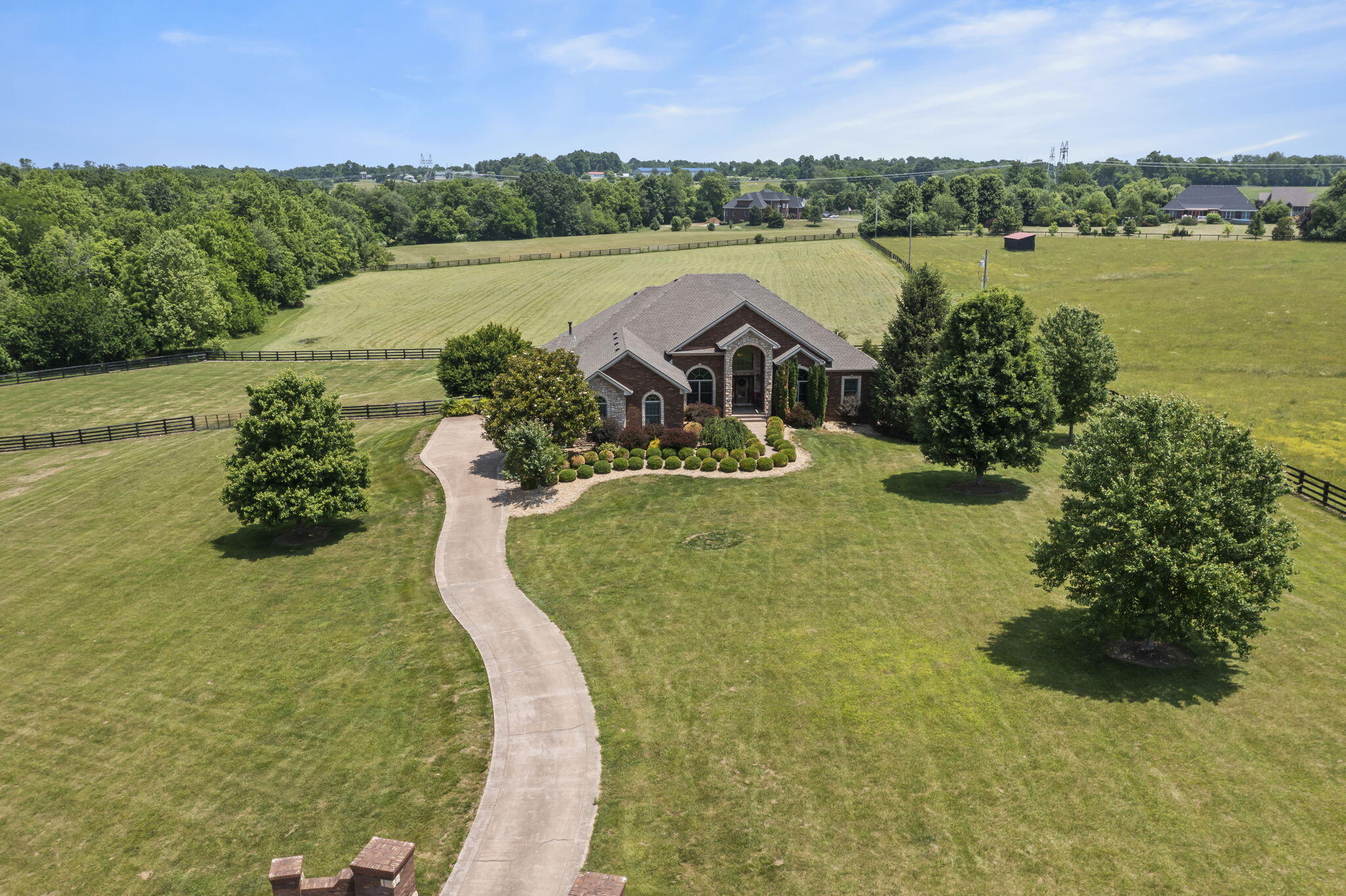 127 King Fisher Way