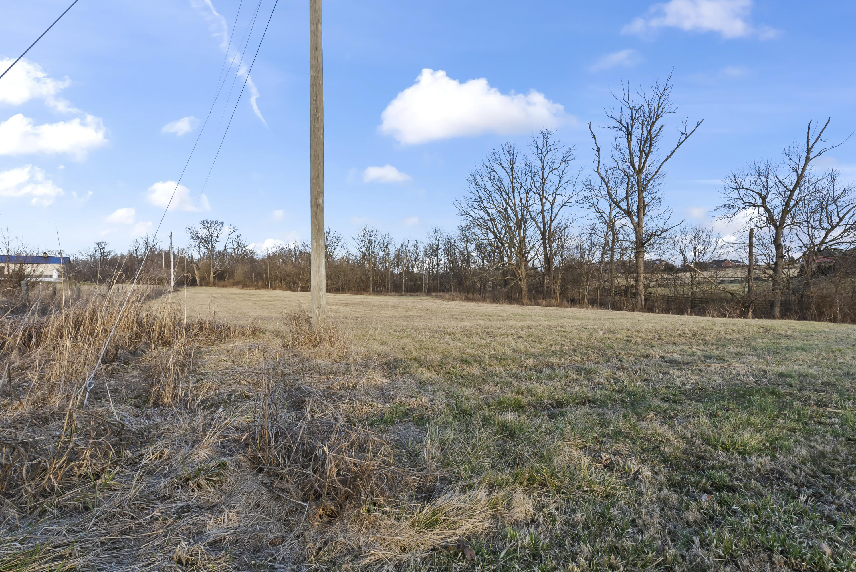 127 King Fisher Way