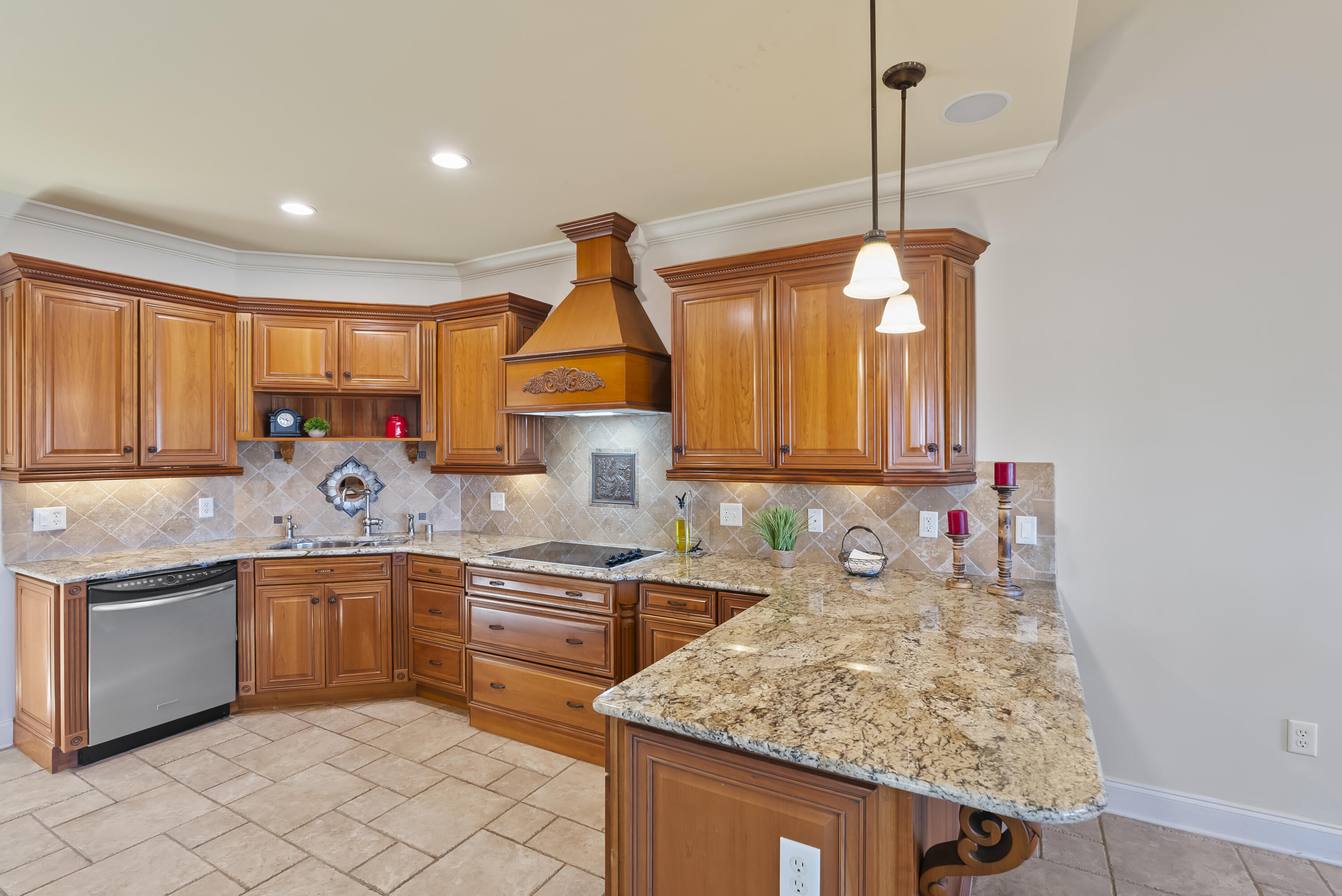 127 King Fisher Way
