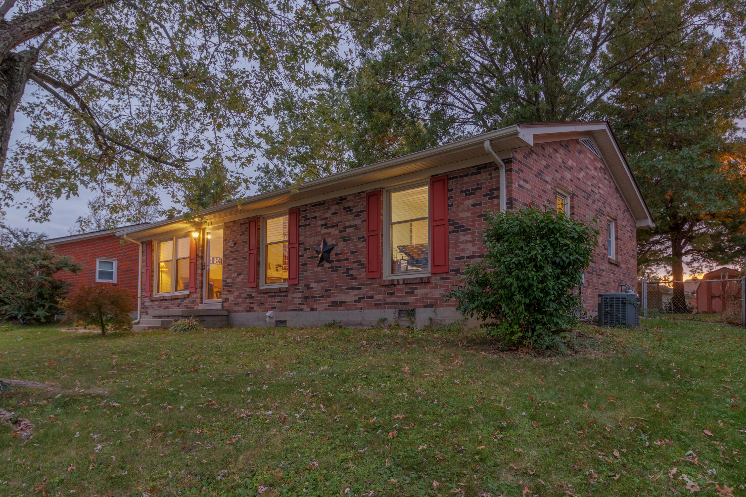 114 Holiday Road
