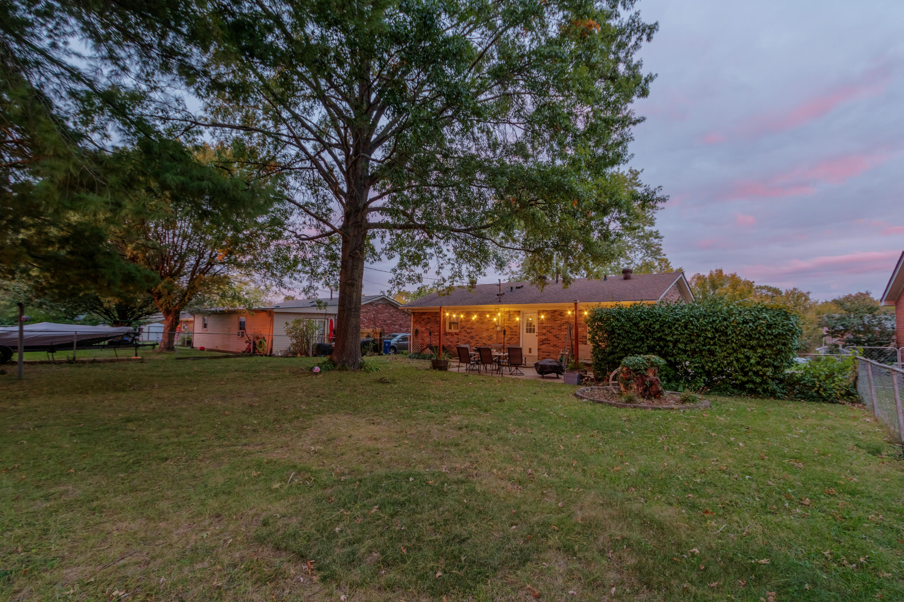 114 Holiday Road
