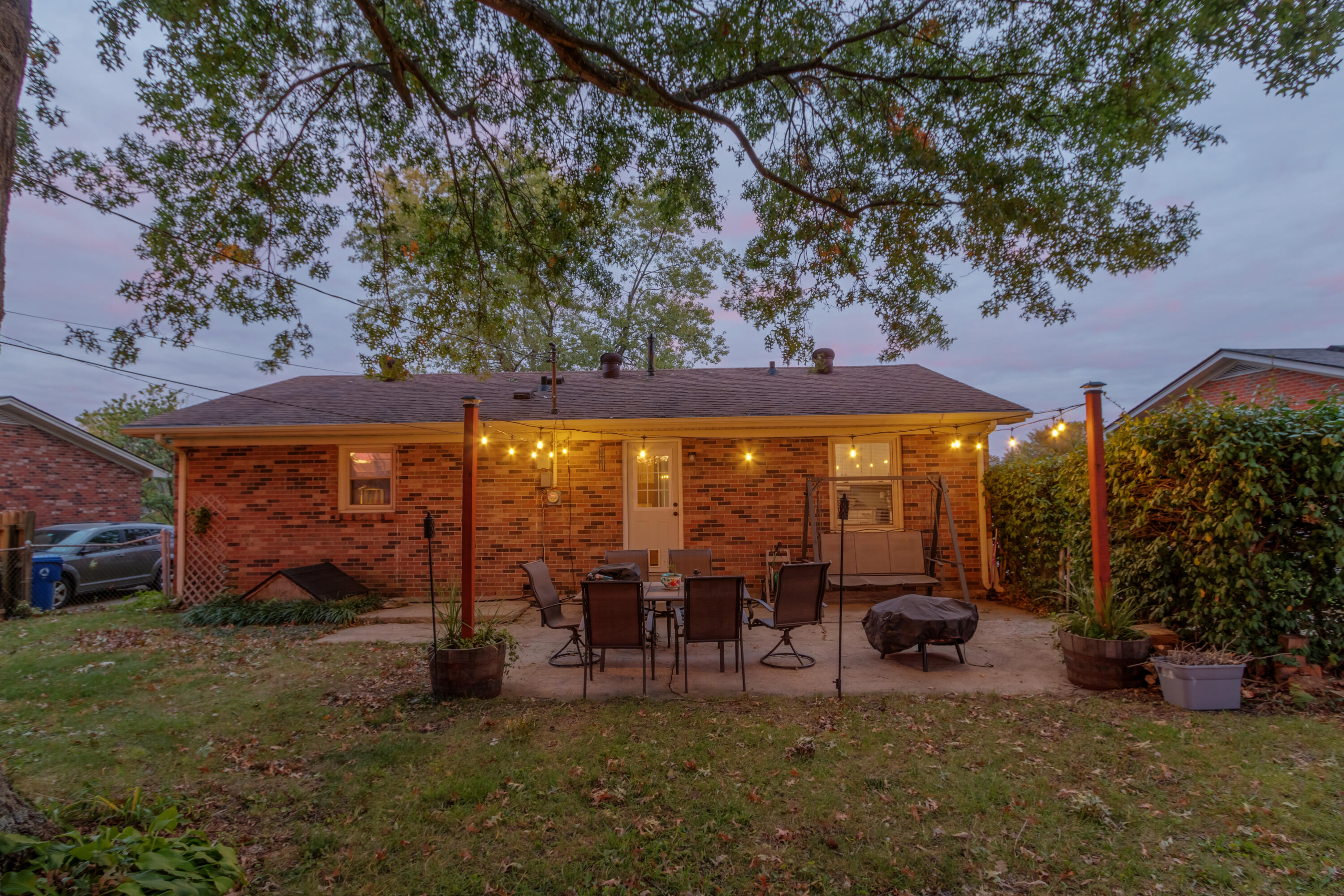 114 Holiday Road