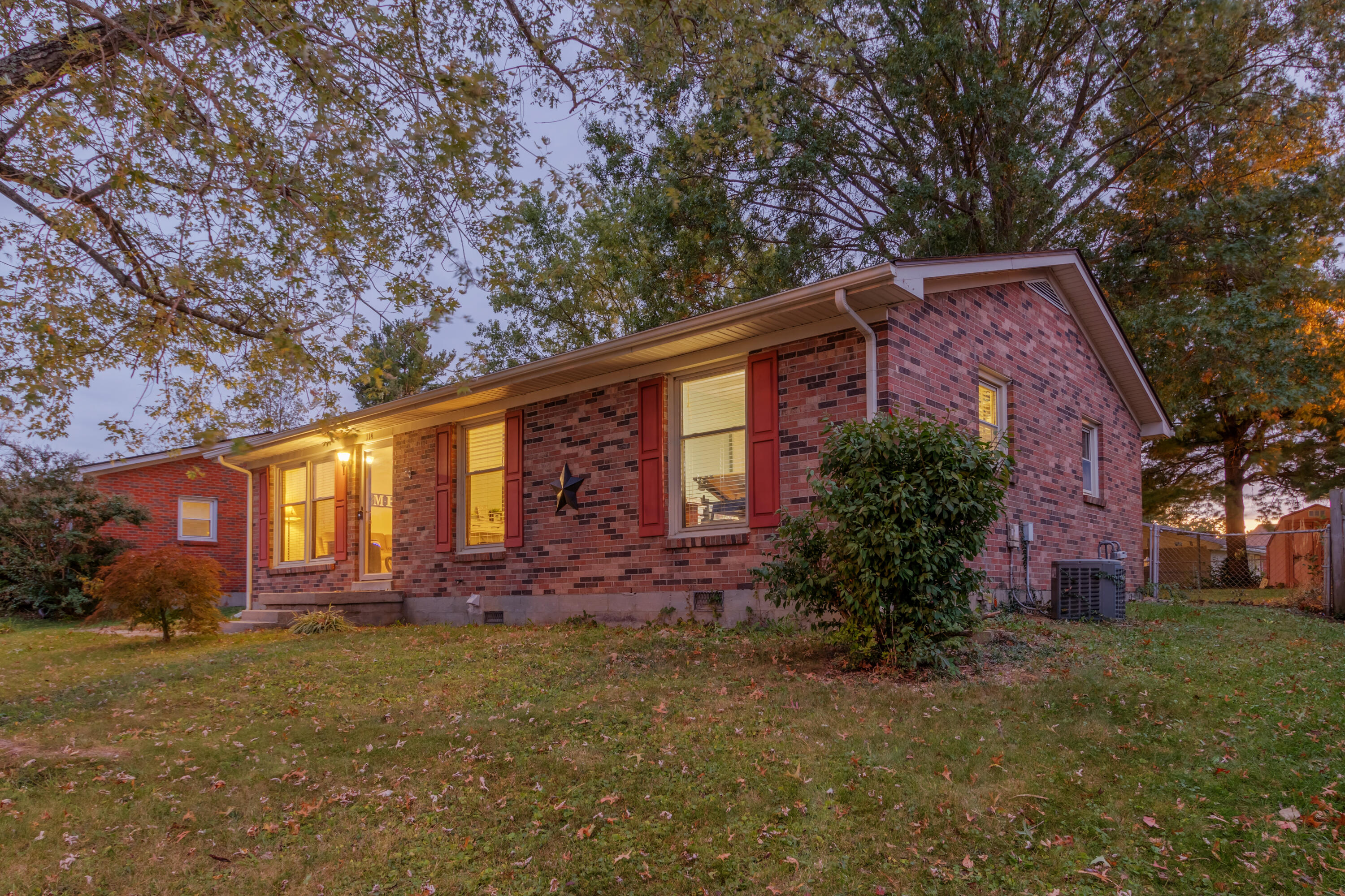114 Holiday Road