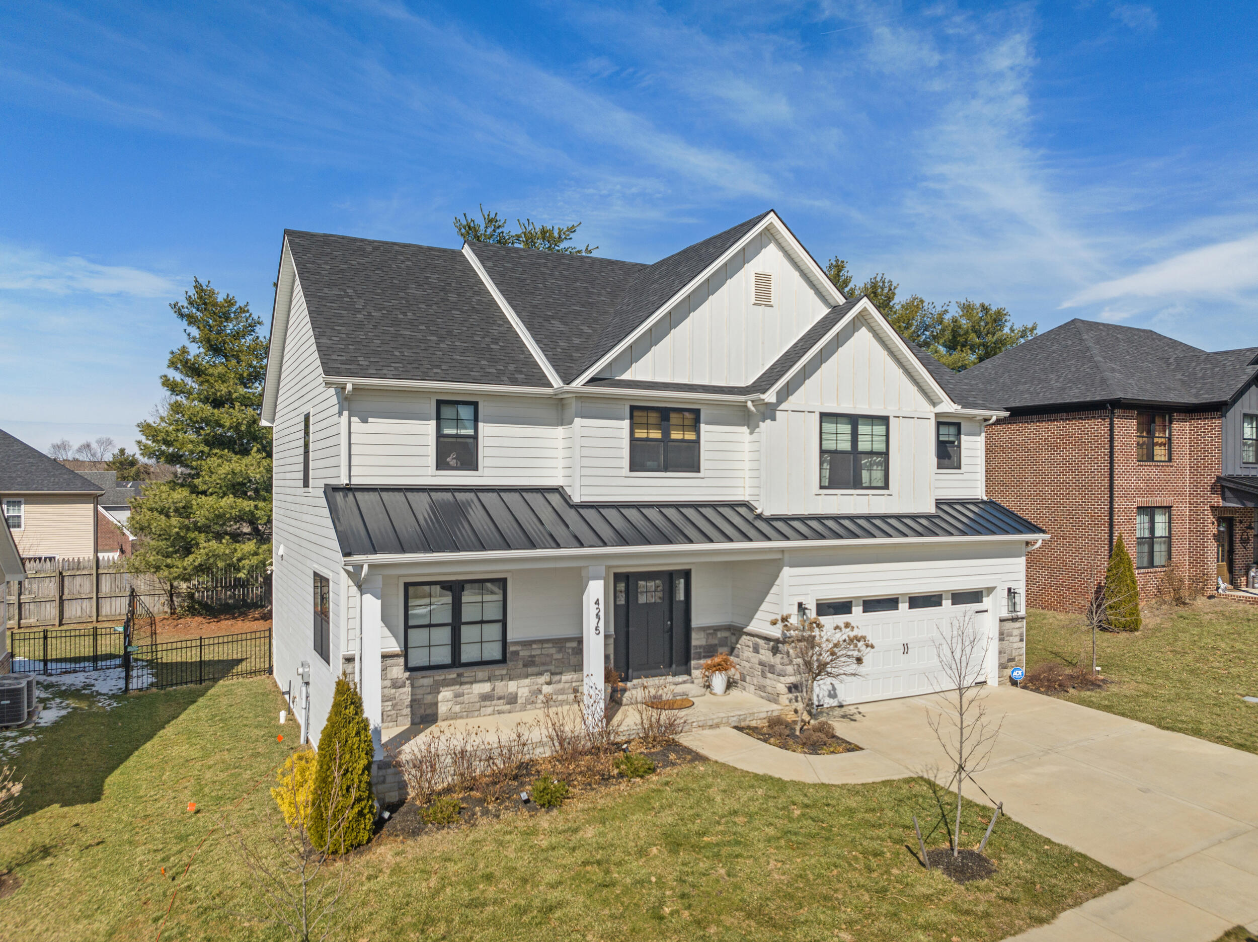 4275 Captains Court