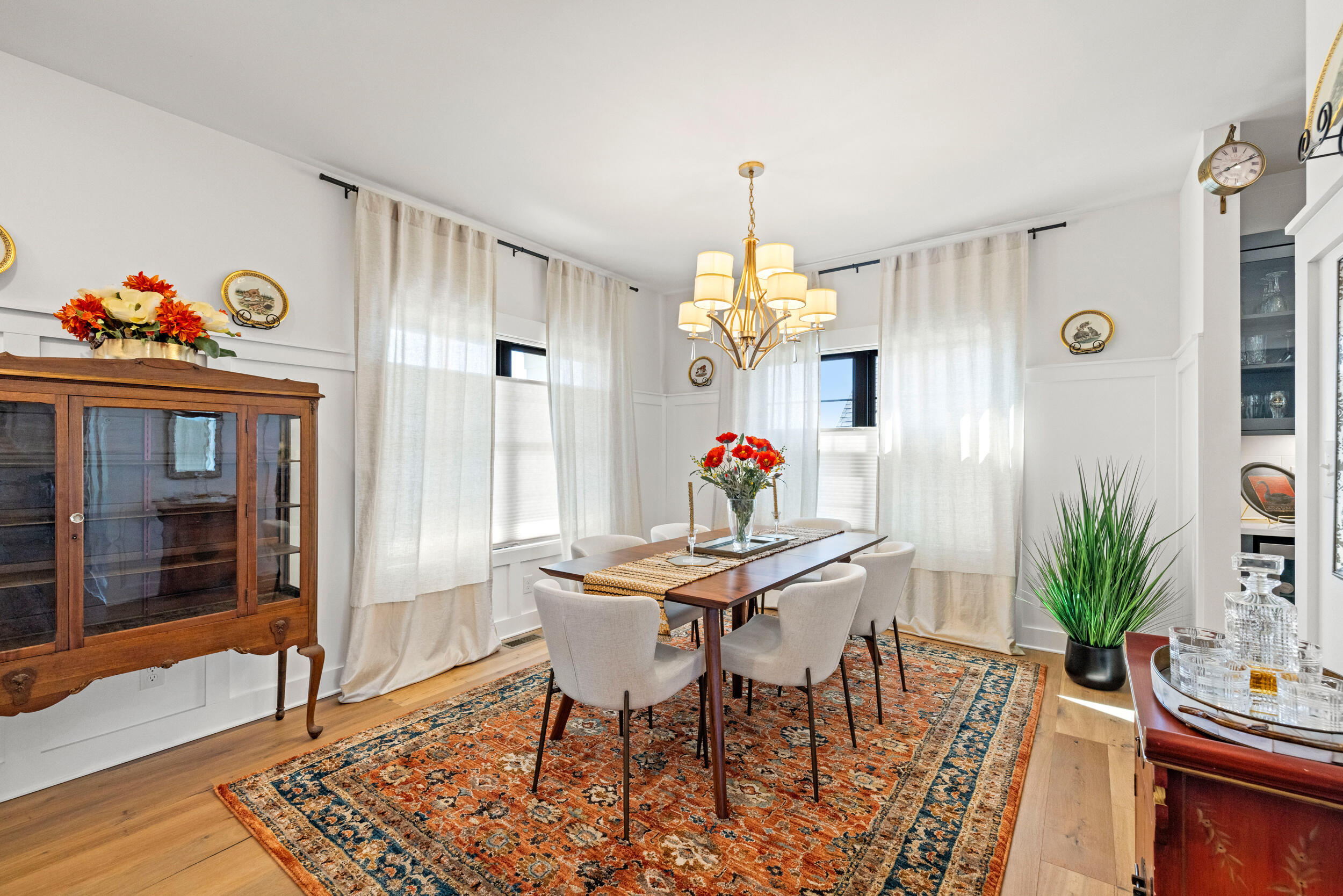 4275 Captains Court