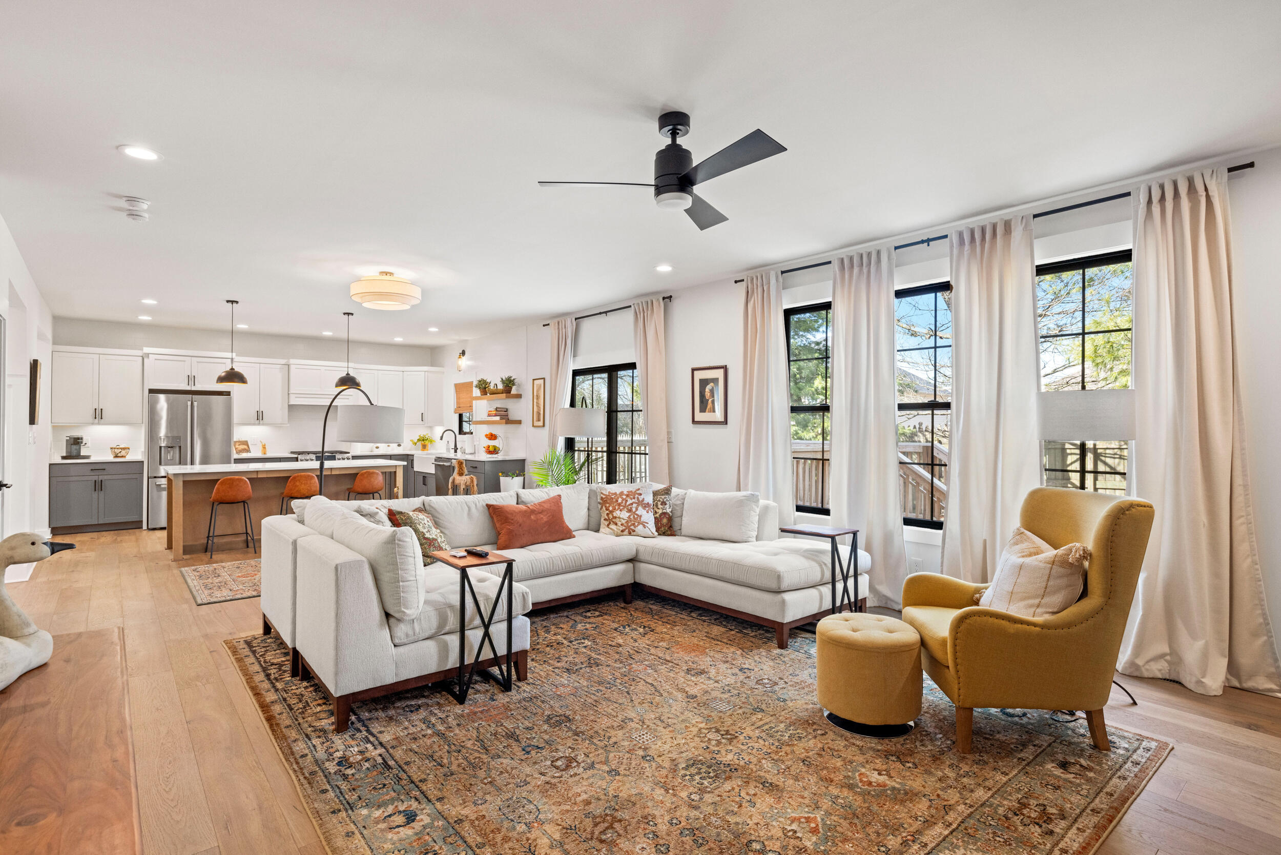 4275 Captains Court
