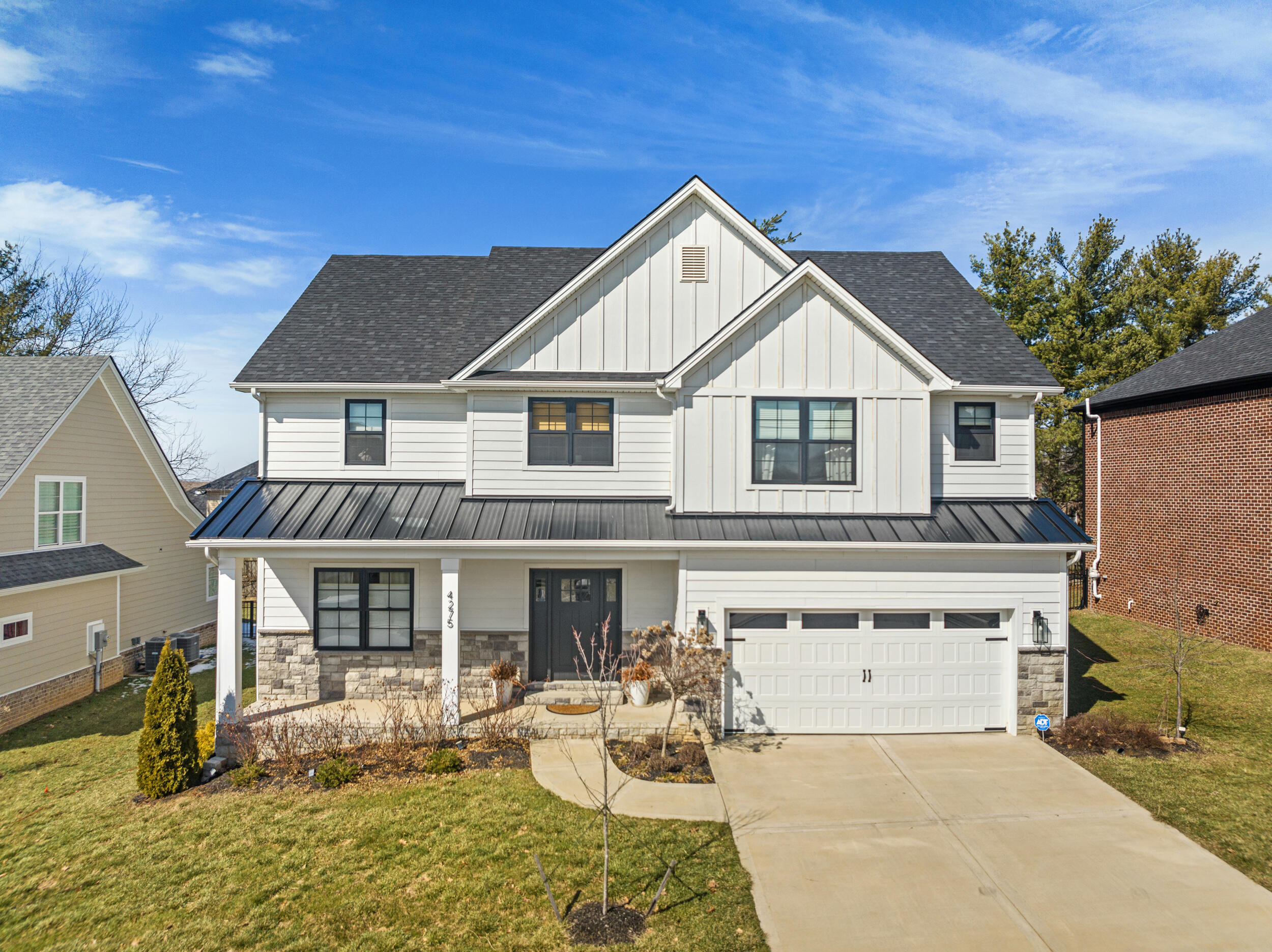 4275 Captains Court