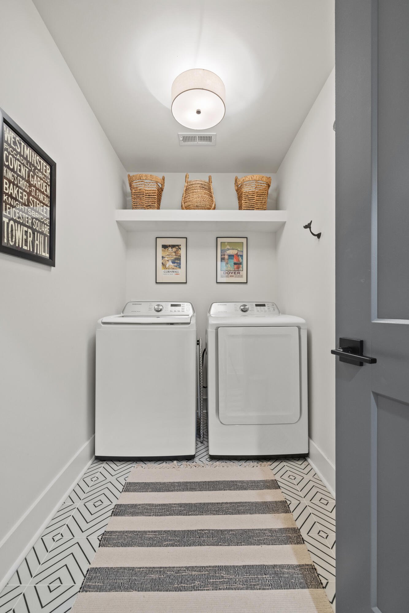 4275 Captains Court