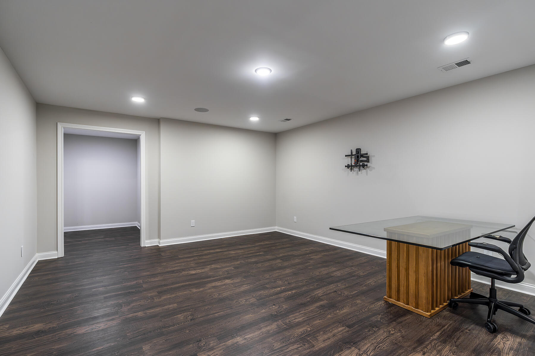 1700 Lucca Court