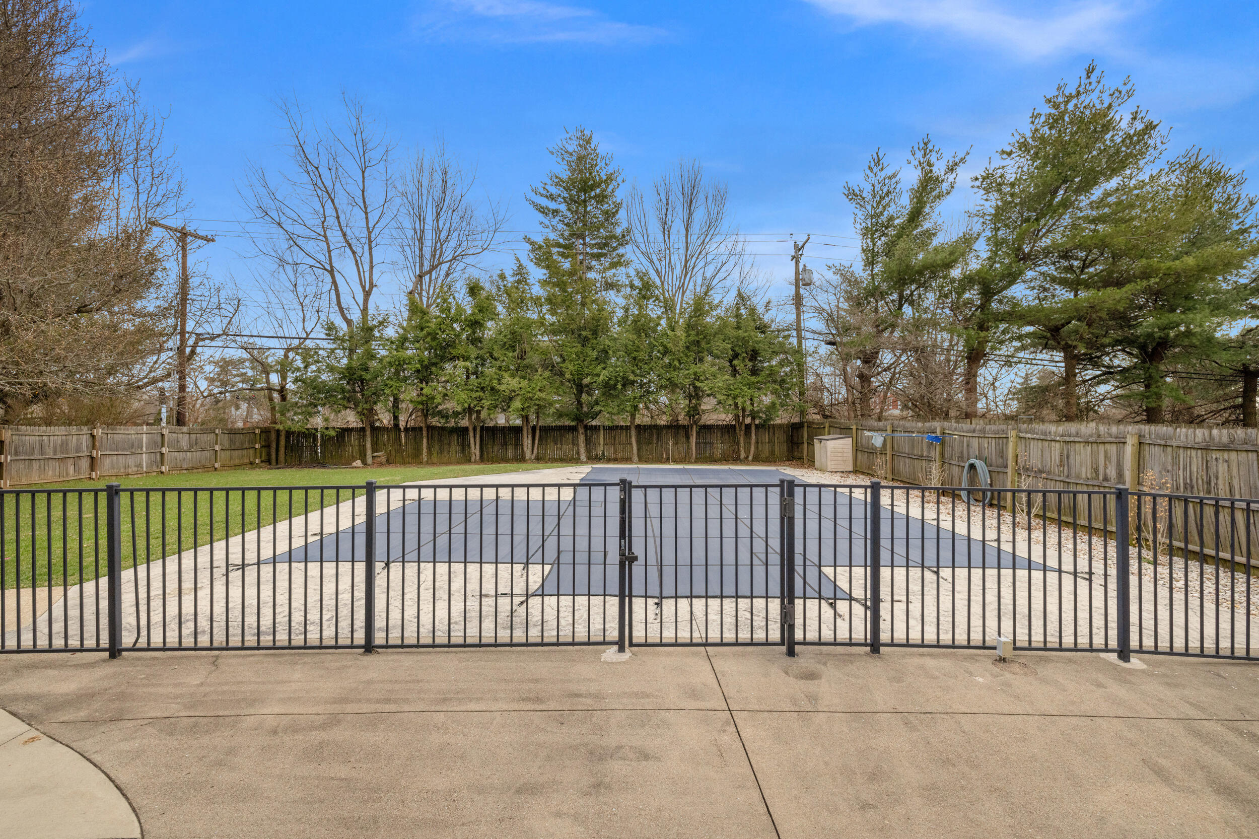 3386 Nevius Drive