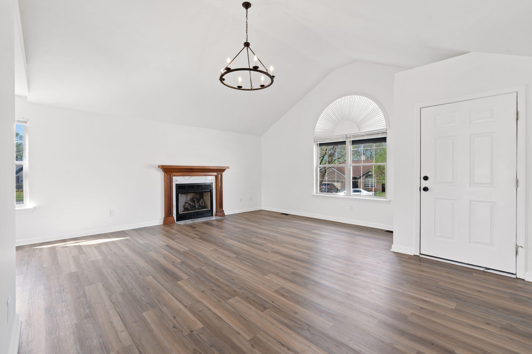 112 Walnut Ridge Court