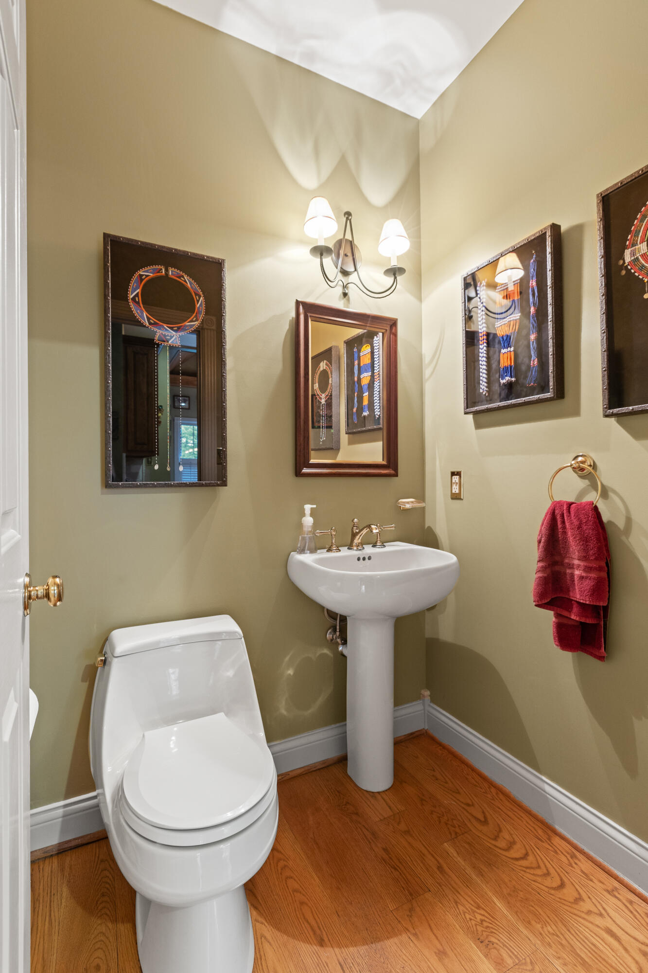 4942 Hartland Parkway