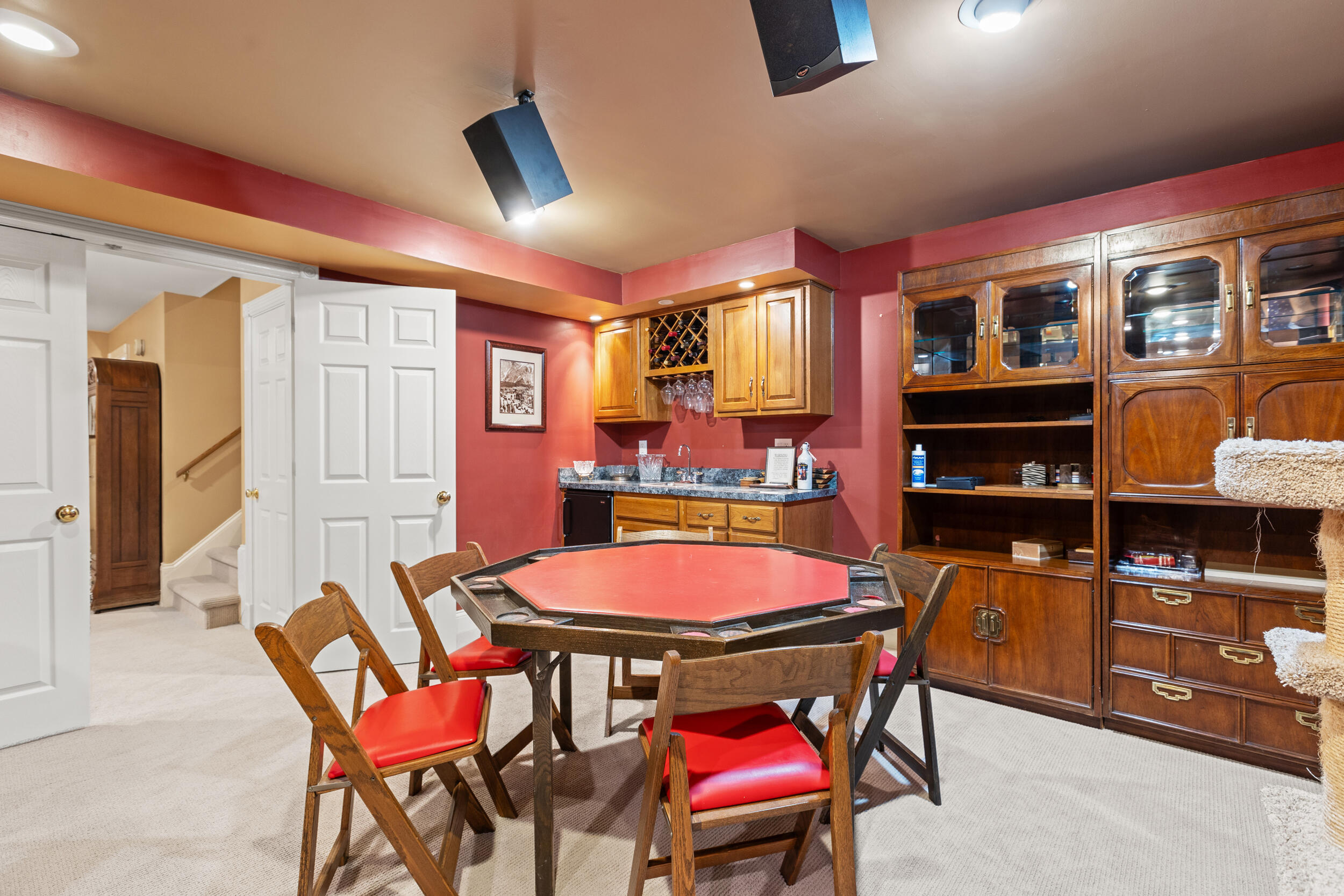 4942 Hartland Parkway