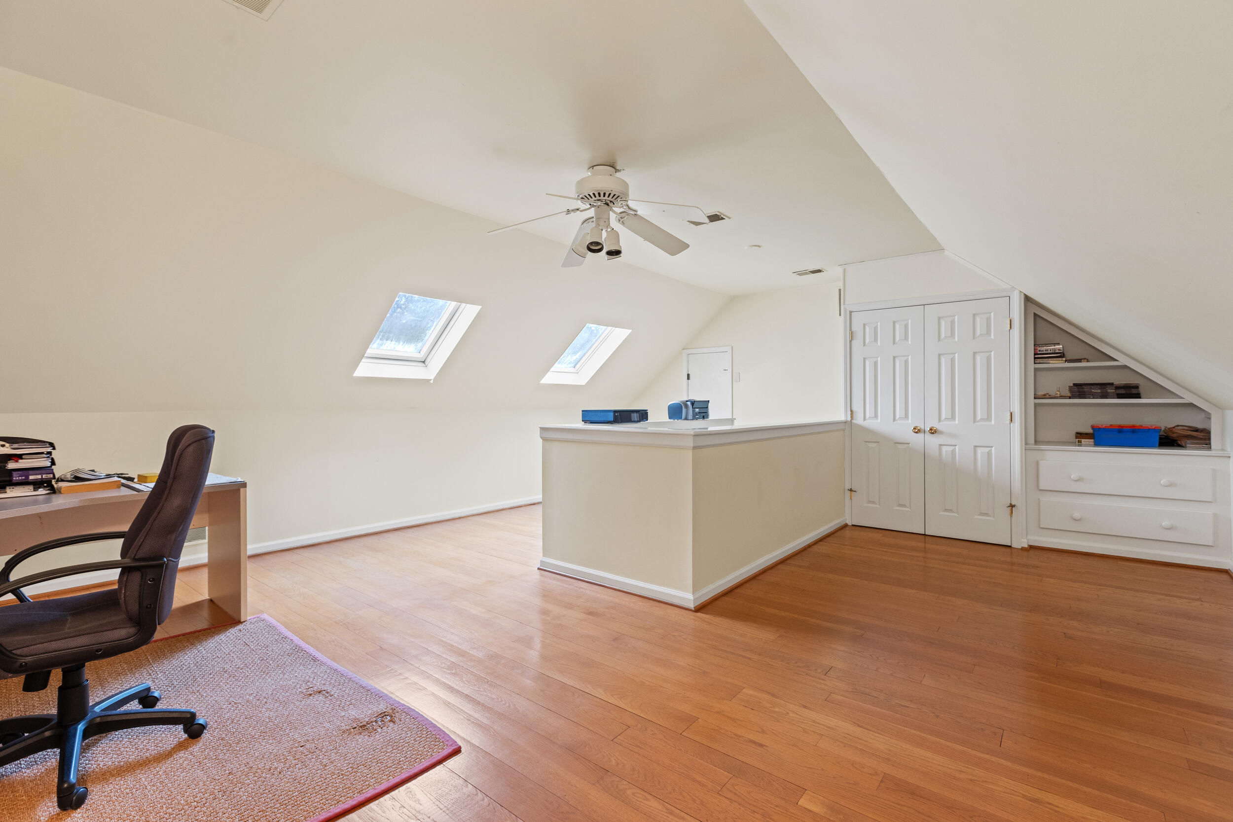 4942 Hartland Parkway