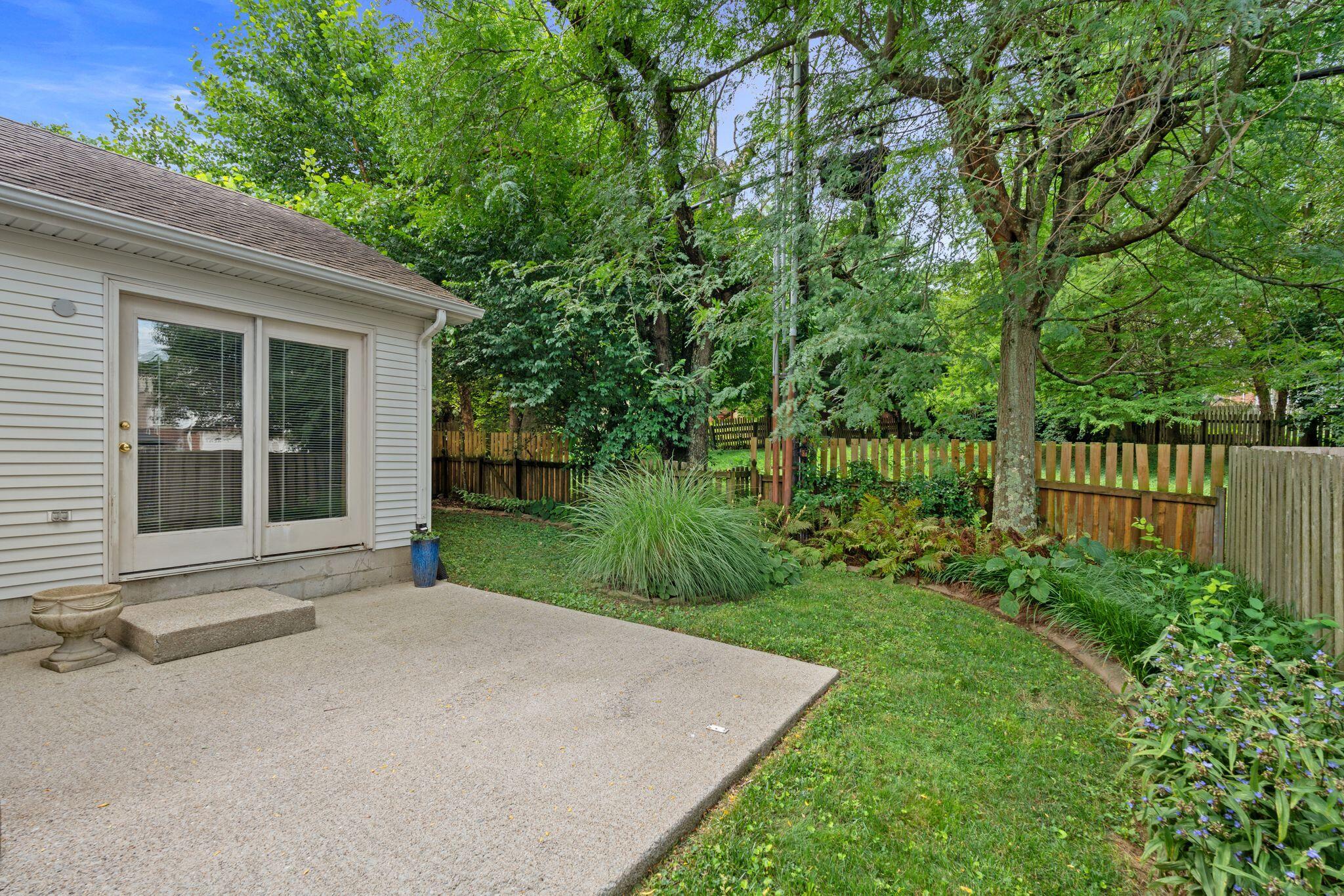 2060 Glade Lane