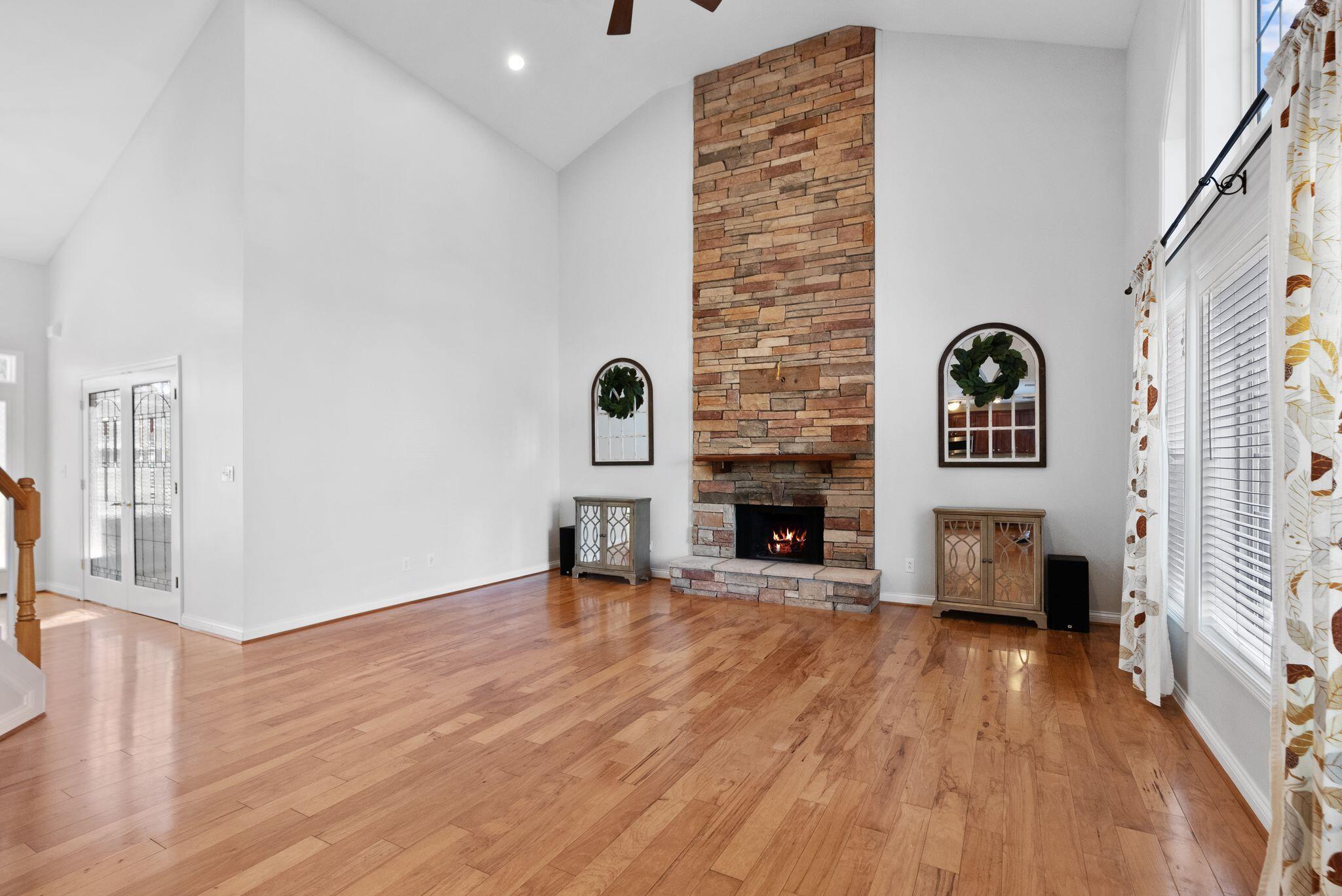 425 Lantana Park