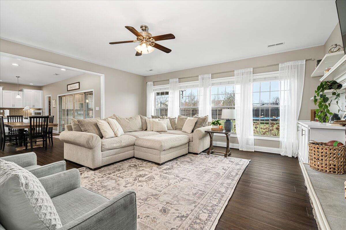 444 Hastings Lane