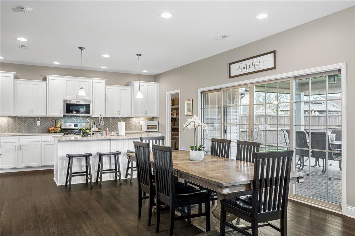 444 Hastings Lane
