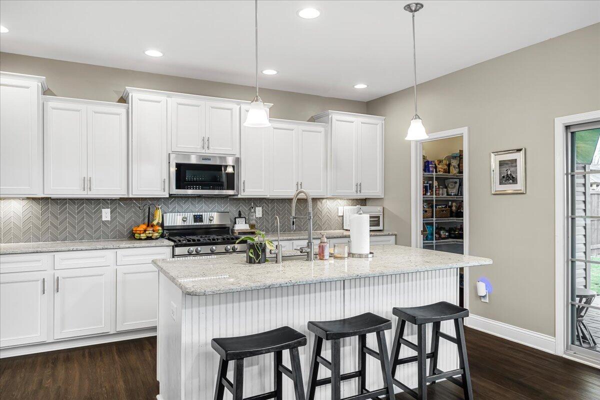 444 Hastings Lane