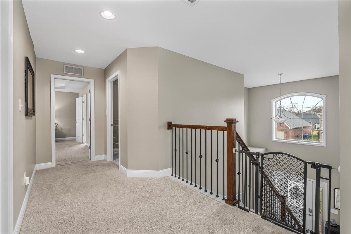 444 Hastings Lane