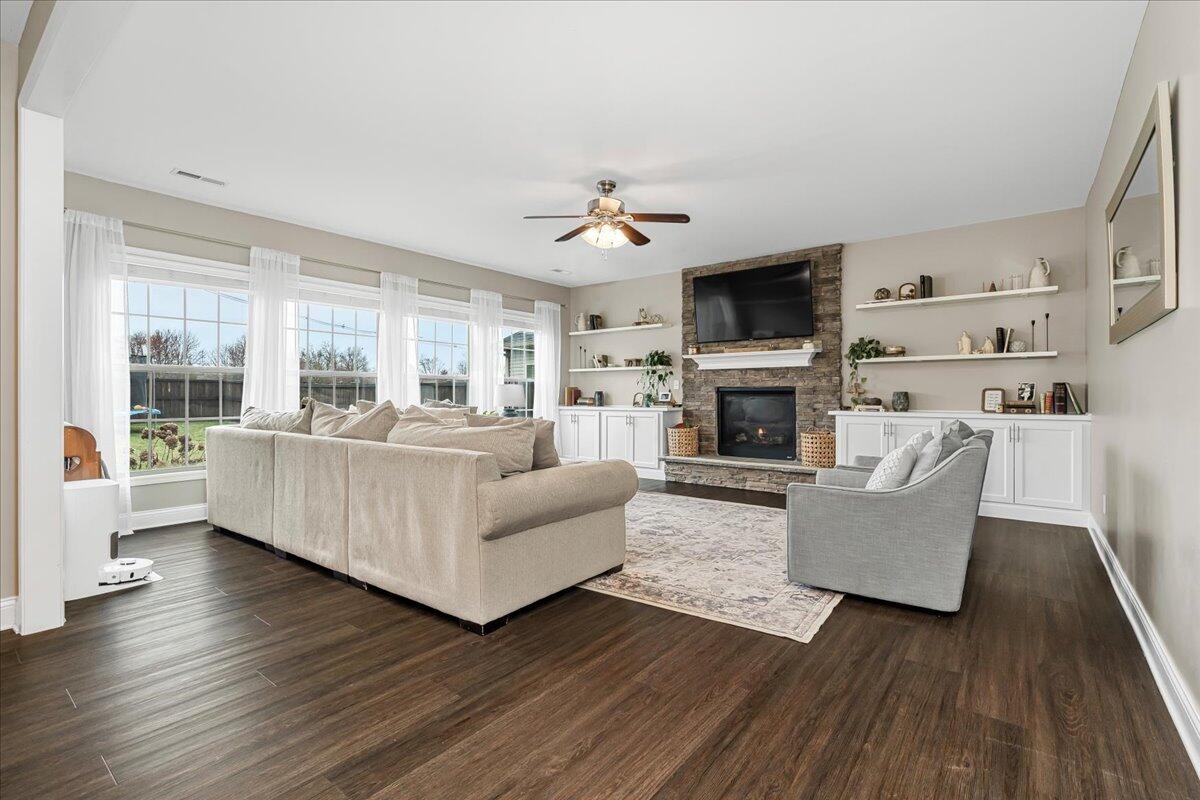444 Hastings Lane