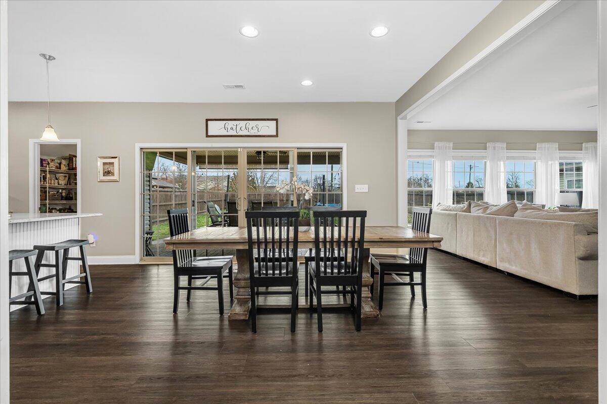 444 Hastings Lane