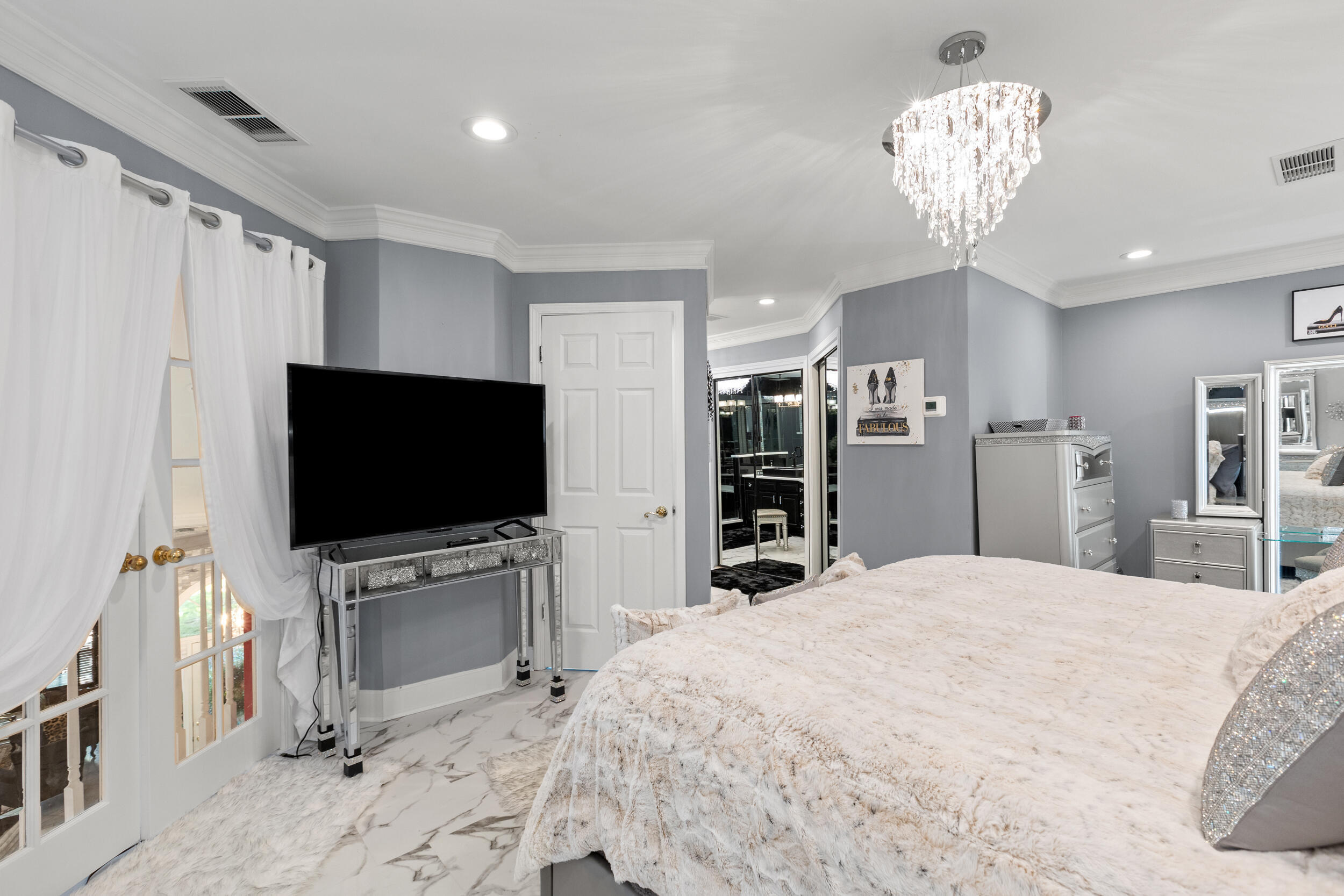 1001 Griffin Gate Drive