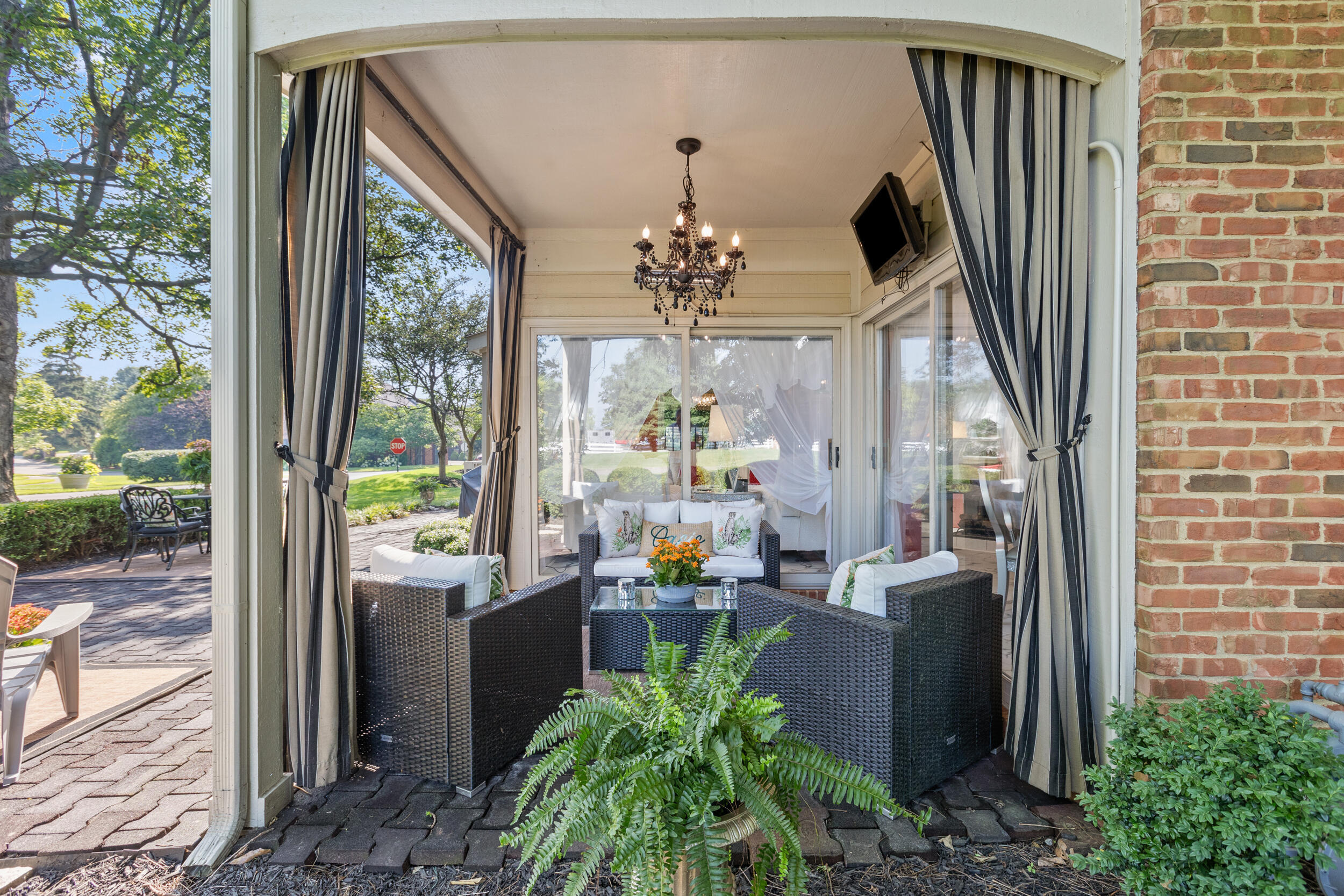 1001 Griffin Gate Drive