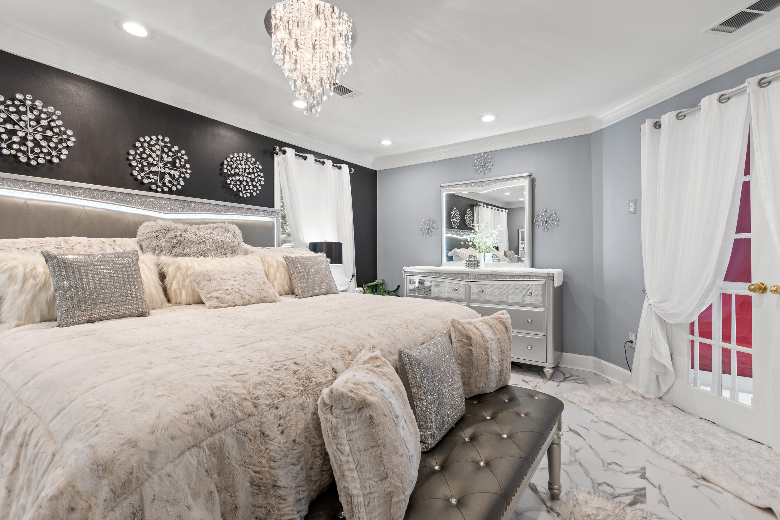 1001 Griffin Gate Drive